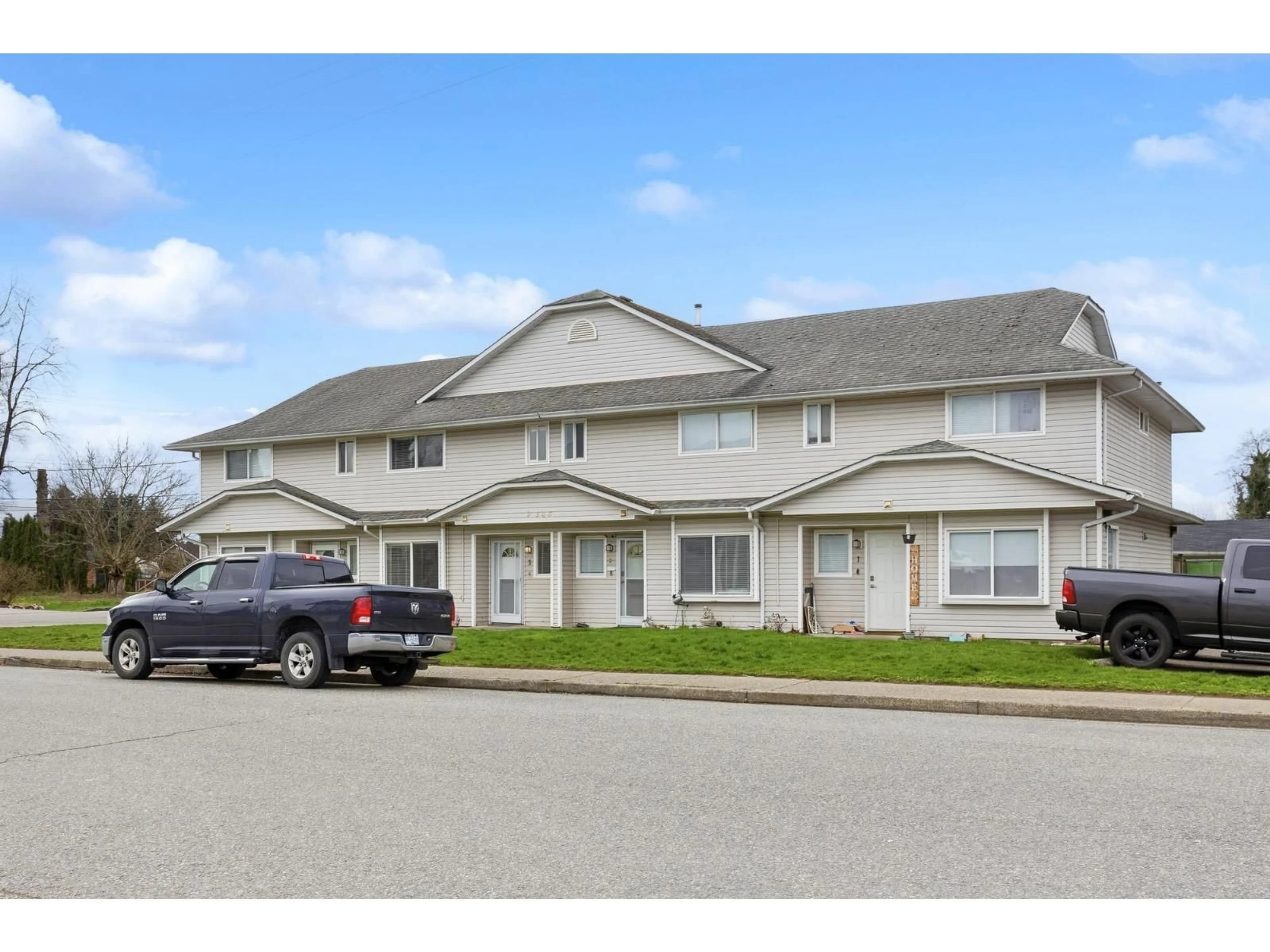 Unknown for 1,2,3,4 - 9145 CHARLES STREET, Chilliwack British Columbia V2P7Y6