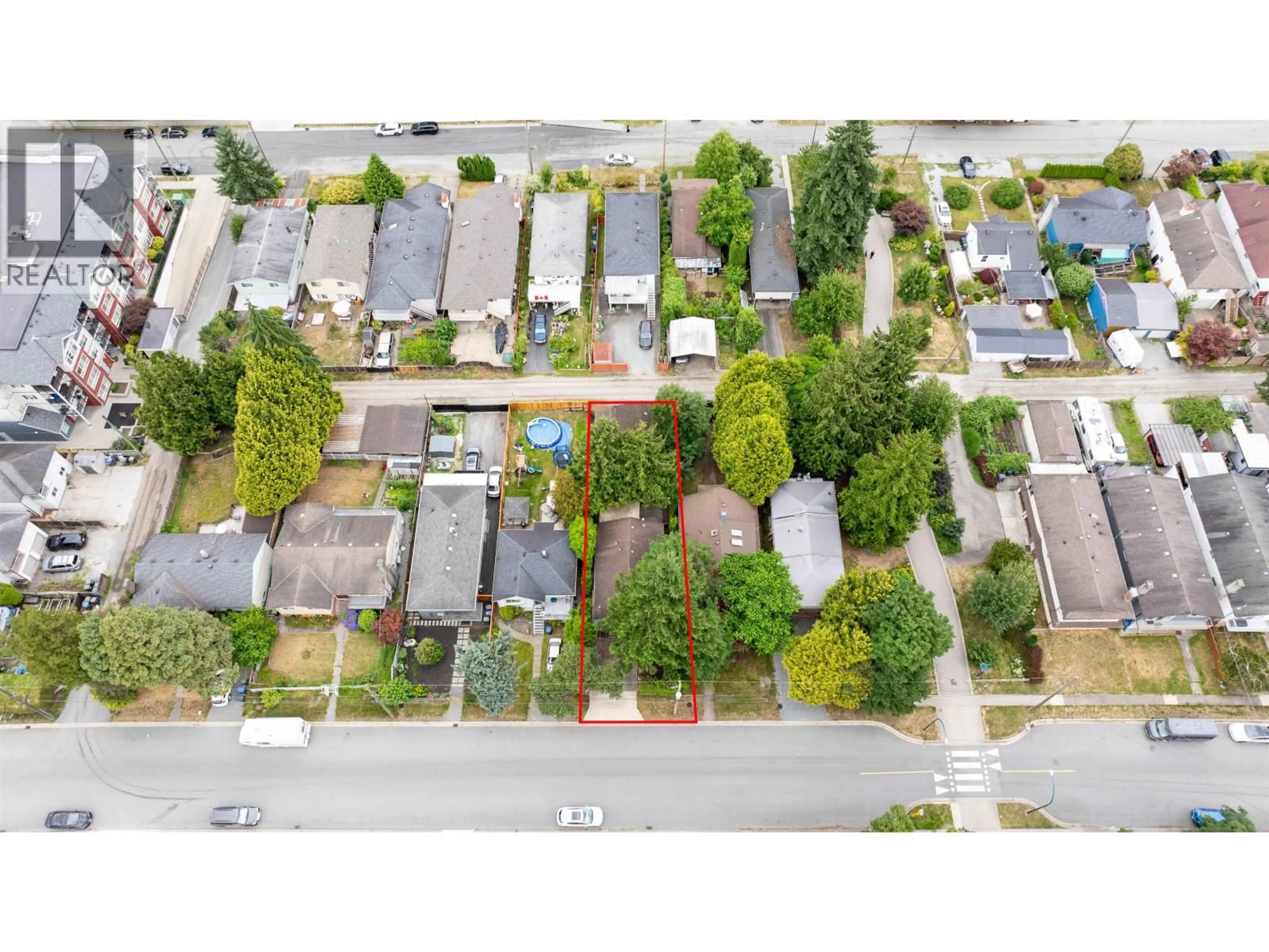 A pic from outside/outdoor area/front of a property/back of a property/a pic from drone, street for 2259 CENTRAL AVENUE, Port Coquitlam British Columbia V3C1V7