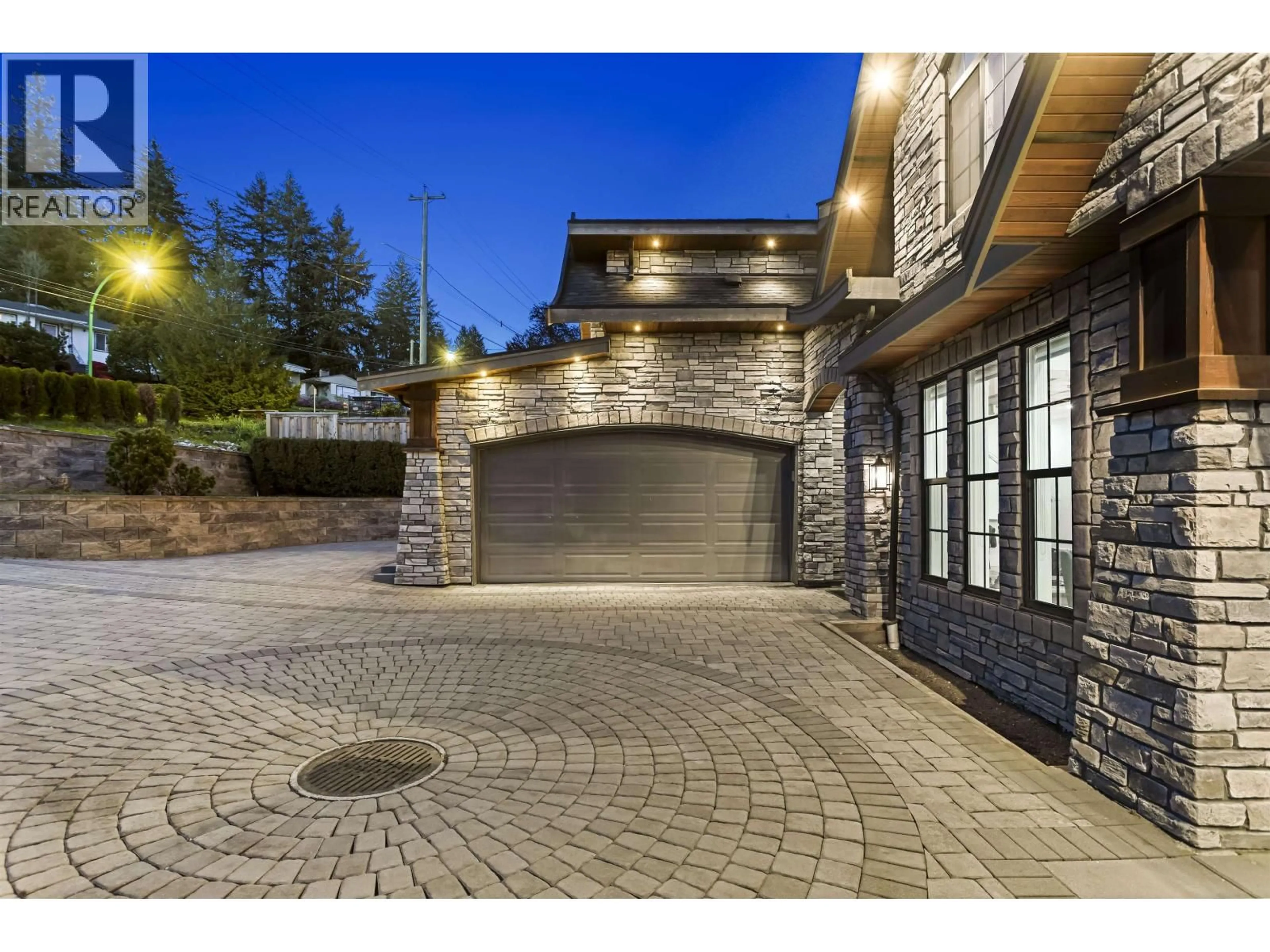 Unknown for 8656 GILLEY AVENUE, Burnaby British Columbia V5J4Y5