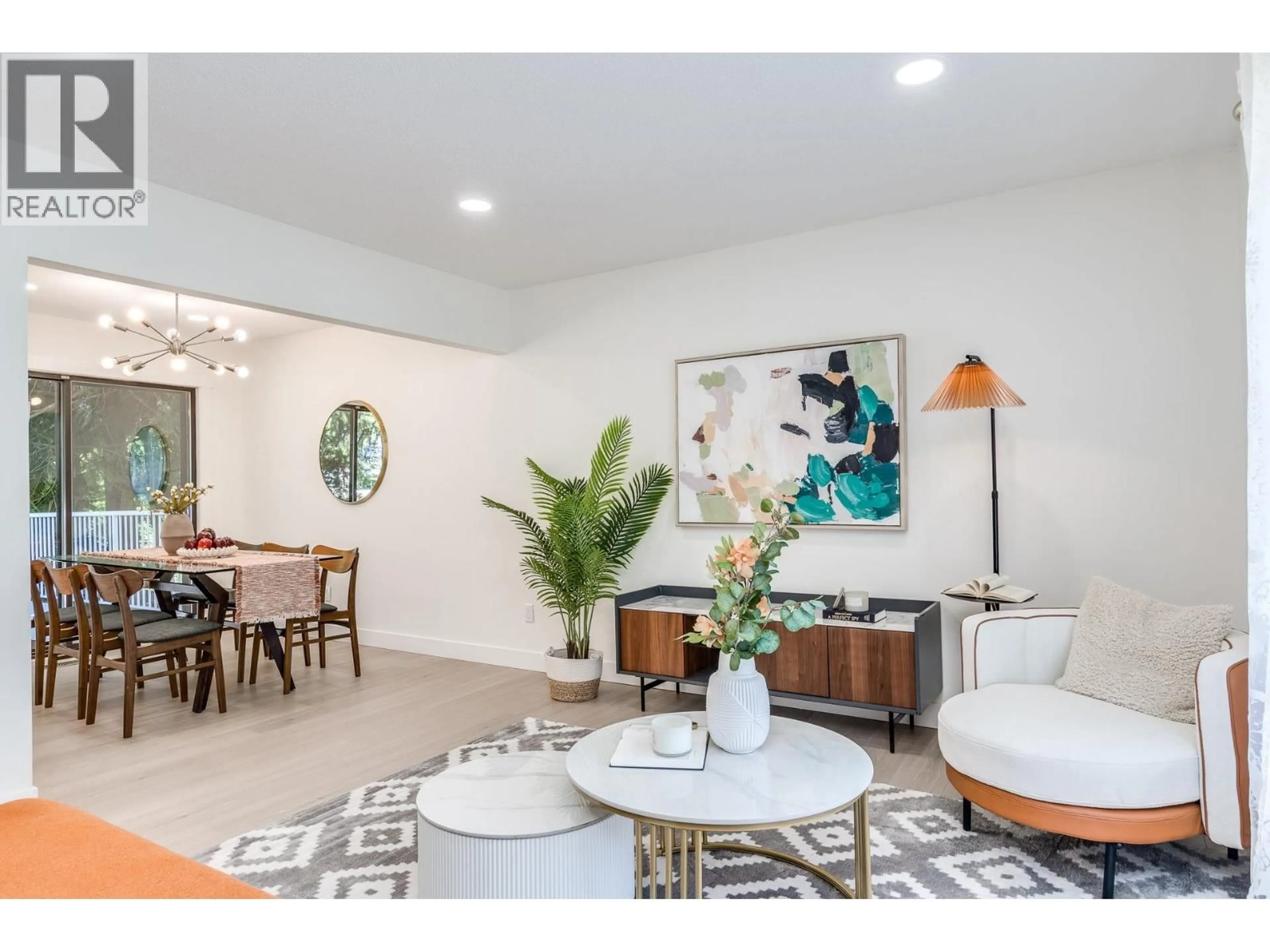 Living room with furniture, unknown for 2155 RINDALL AVENUE, Port Coquitlam British Columbia V3C1T9