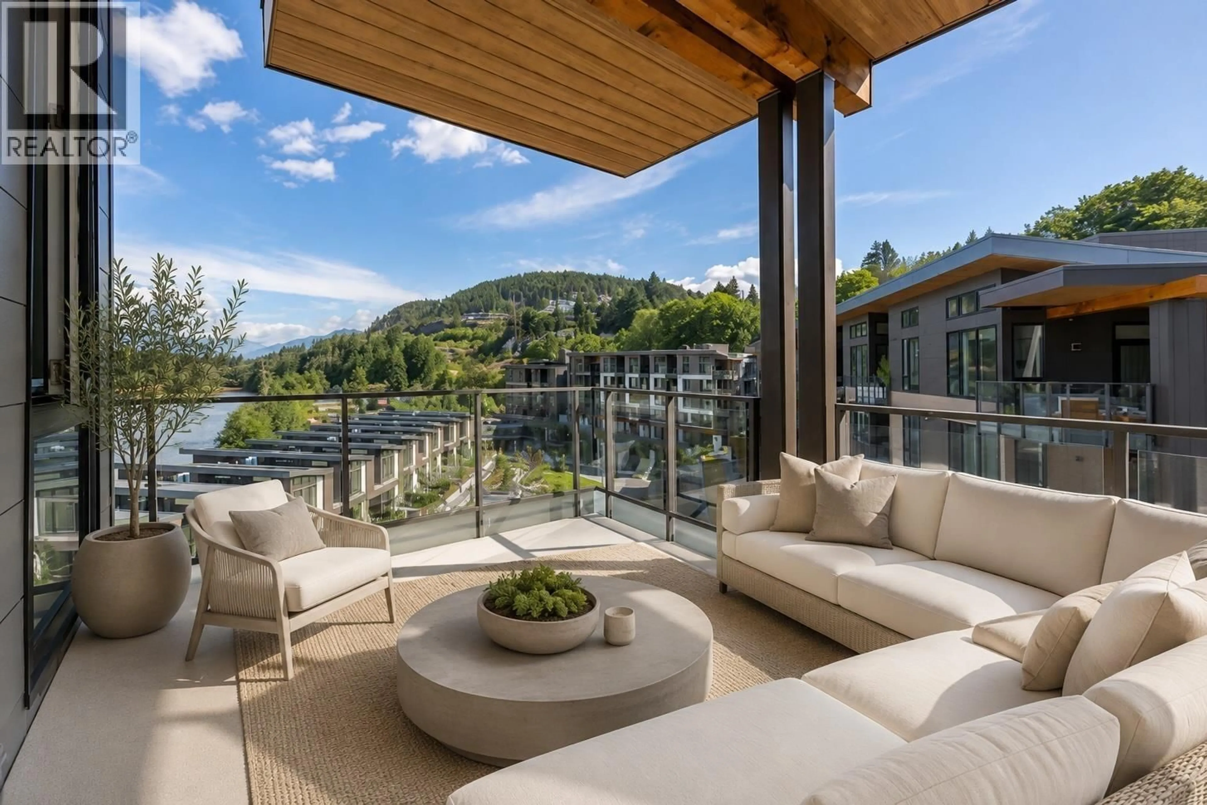 Patio, water/lake/river/ocean view for 621 - 1500 SCOTT CRESCENT, Squamish British Columbia V8B1G5