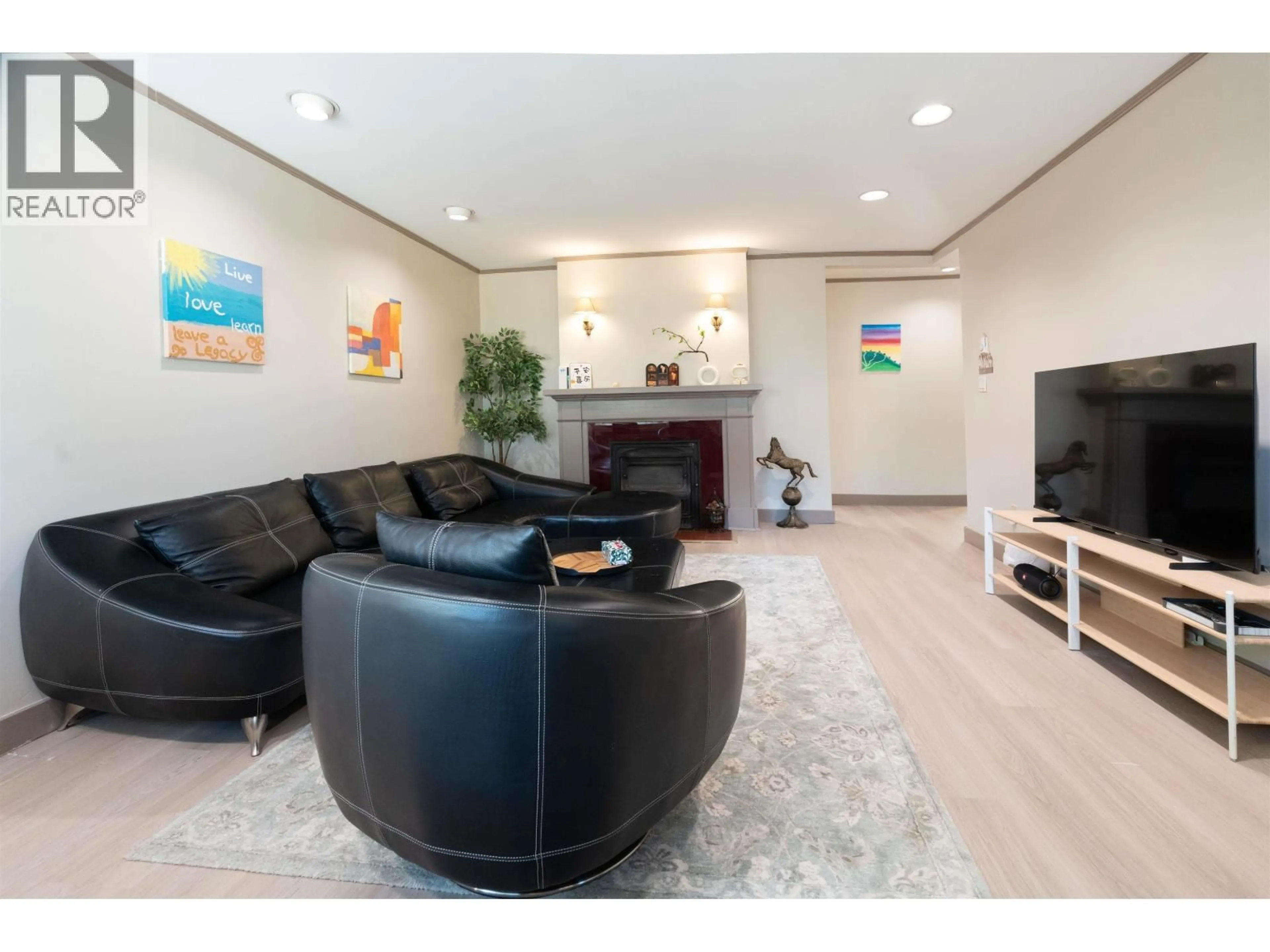 Living room with furniture, unknown for 3870 17TH AVENUE, Vancouver British Columbia V6S1A4