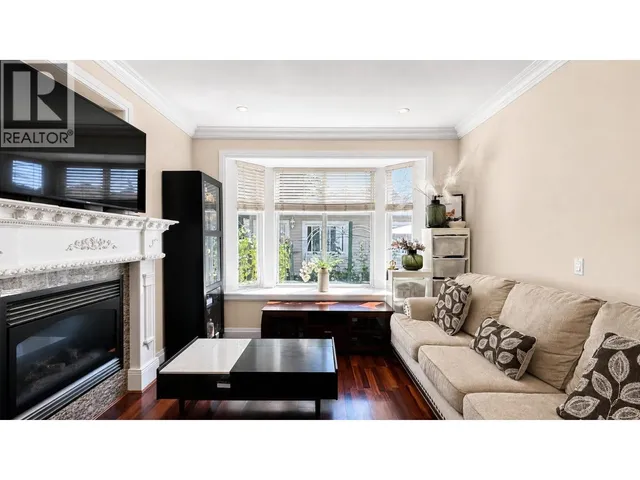 8318 FREMLIN STREET, Vancouver 5
