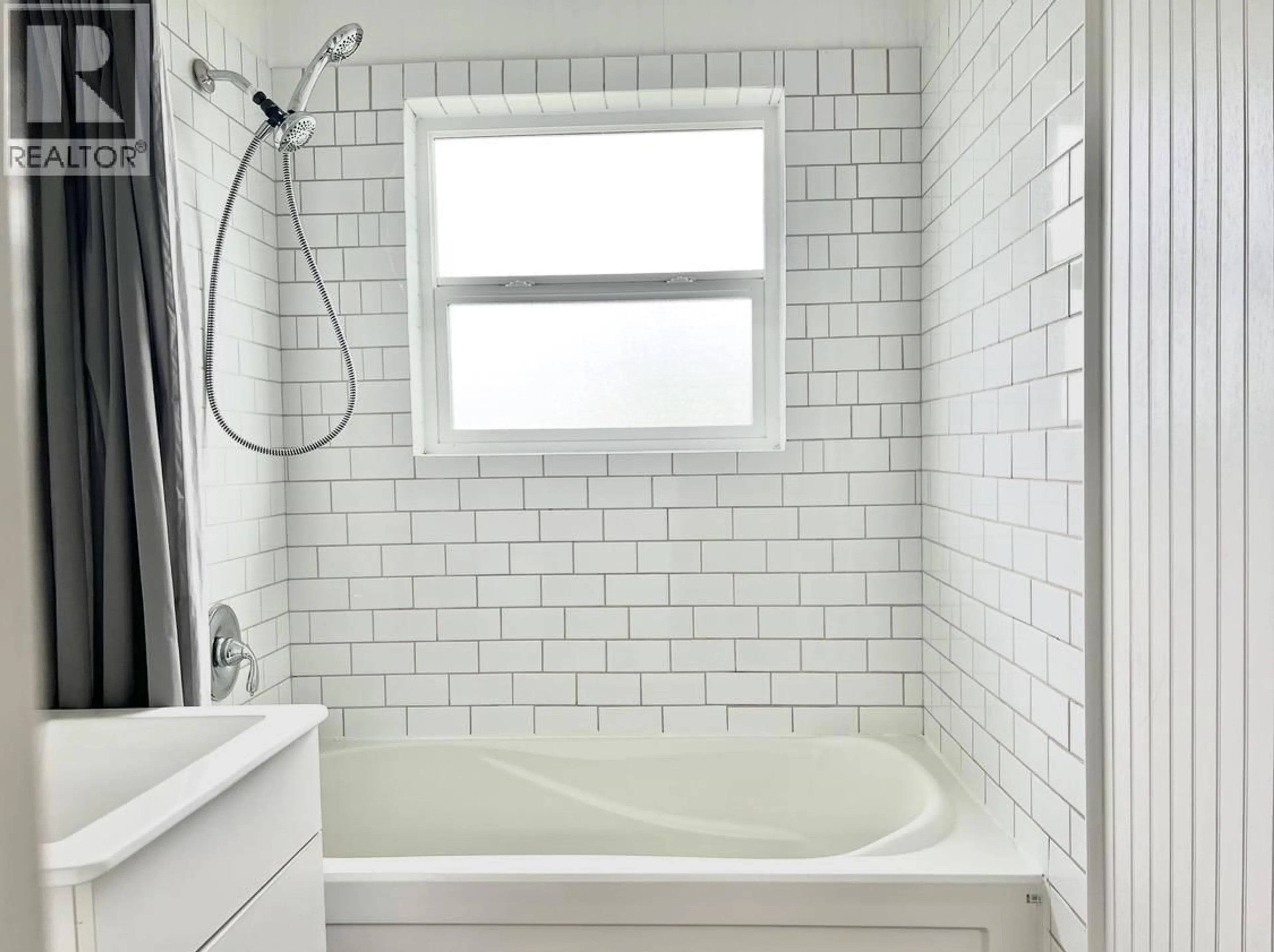 Contemporary bathroom, ceramic/tile floor for 24 FINCH STREET, Kitimat British Columbia V8C1T2