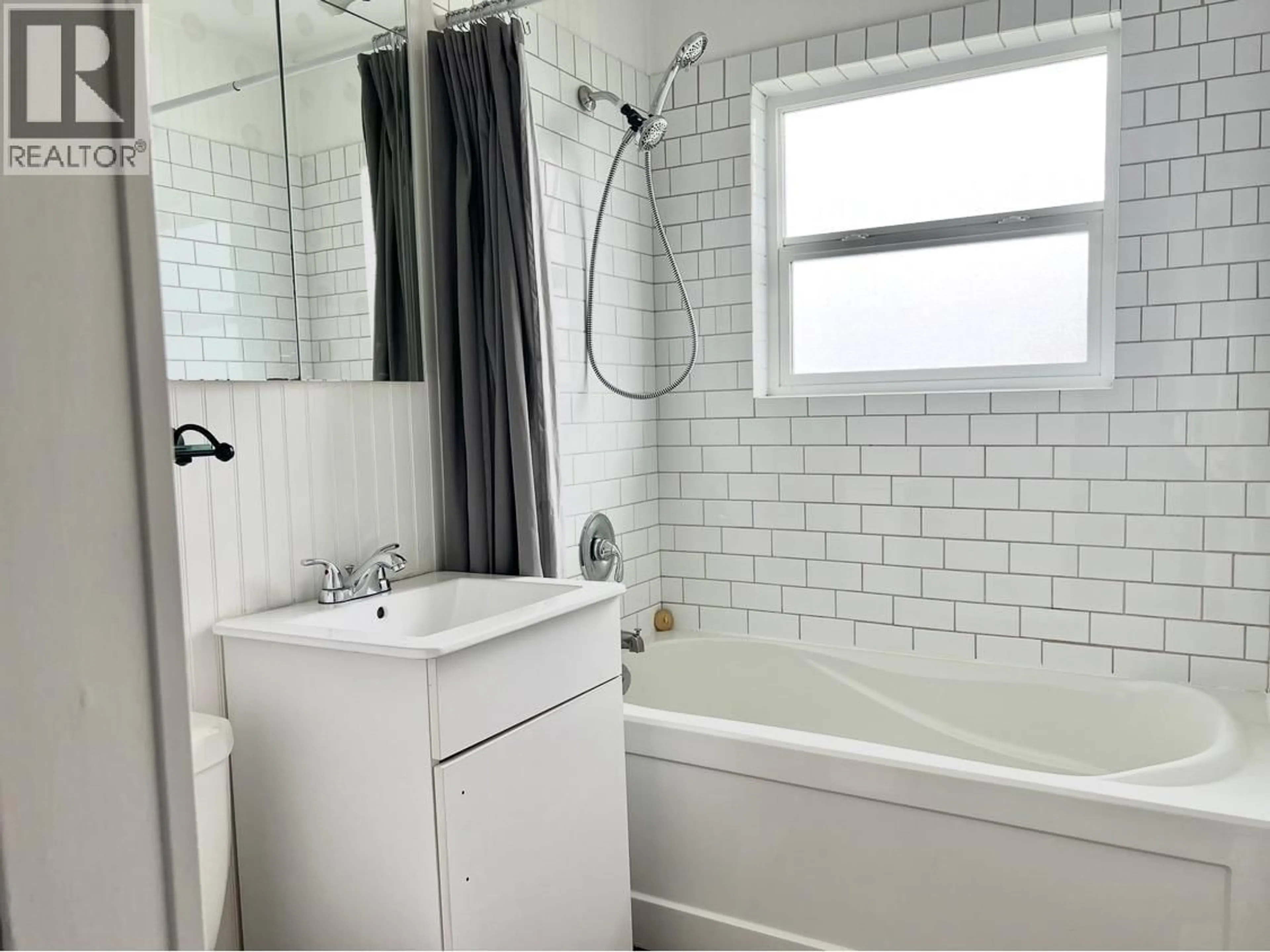 Standard bathroom, ceramic/tile floor for 24 FINCH STREET, Kitimat British Columbia V8C1T2