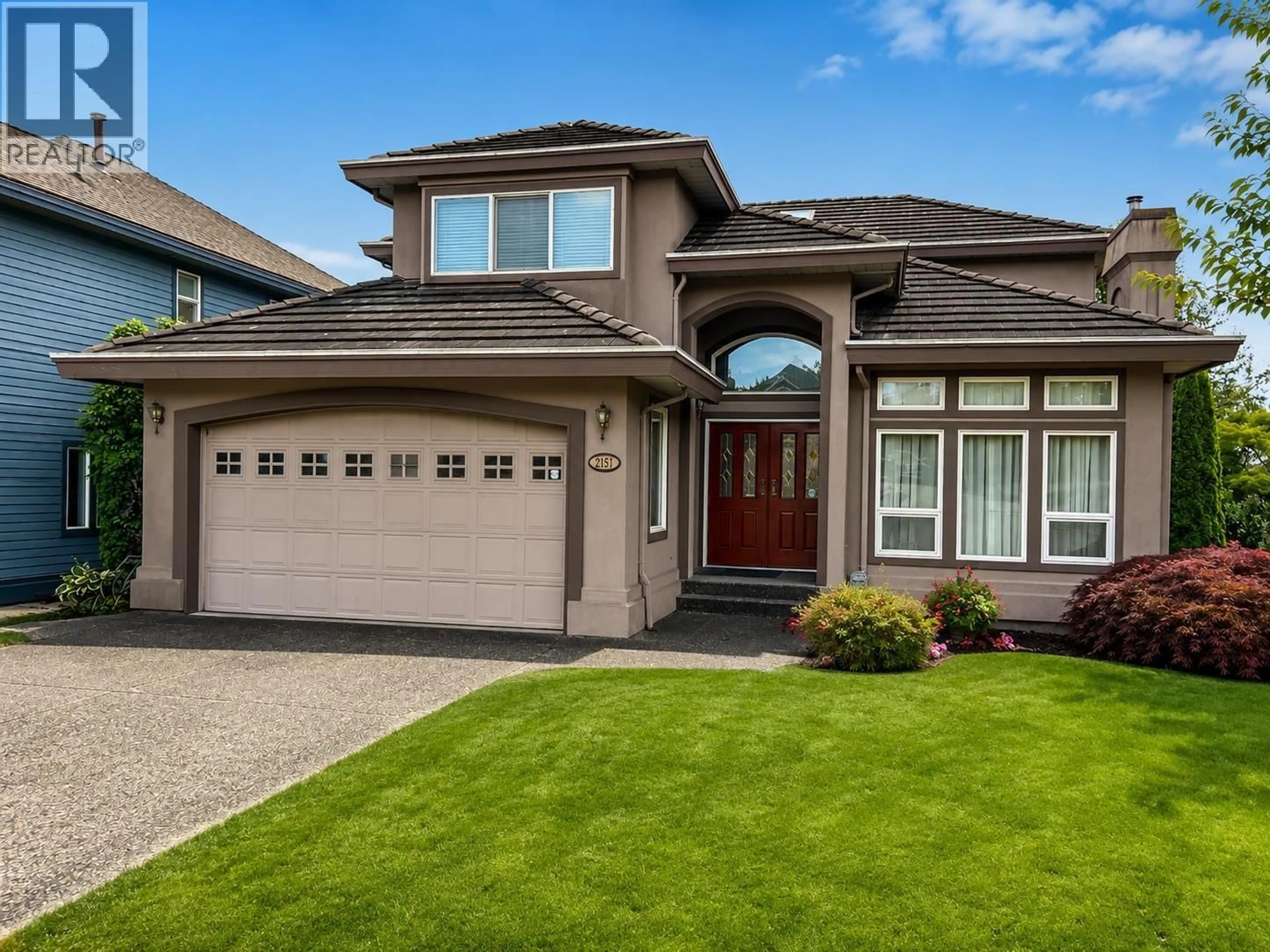 Home with vinyl exterior material, street for 2157 DRAWBRIDGE CLOSE, Port Coquitlam British Columbia V3C6H8