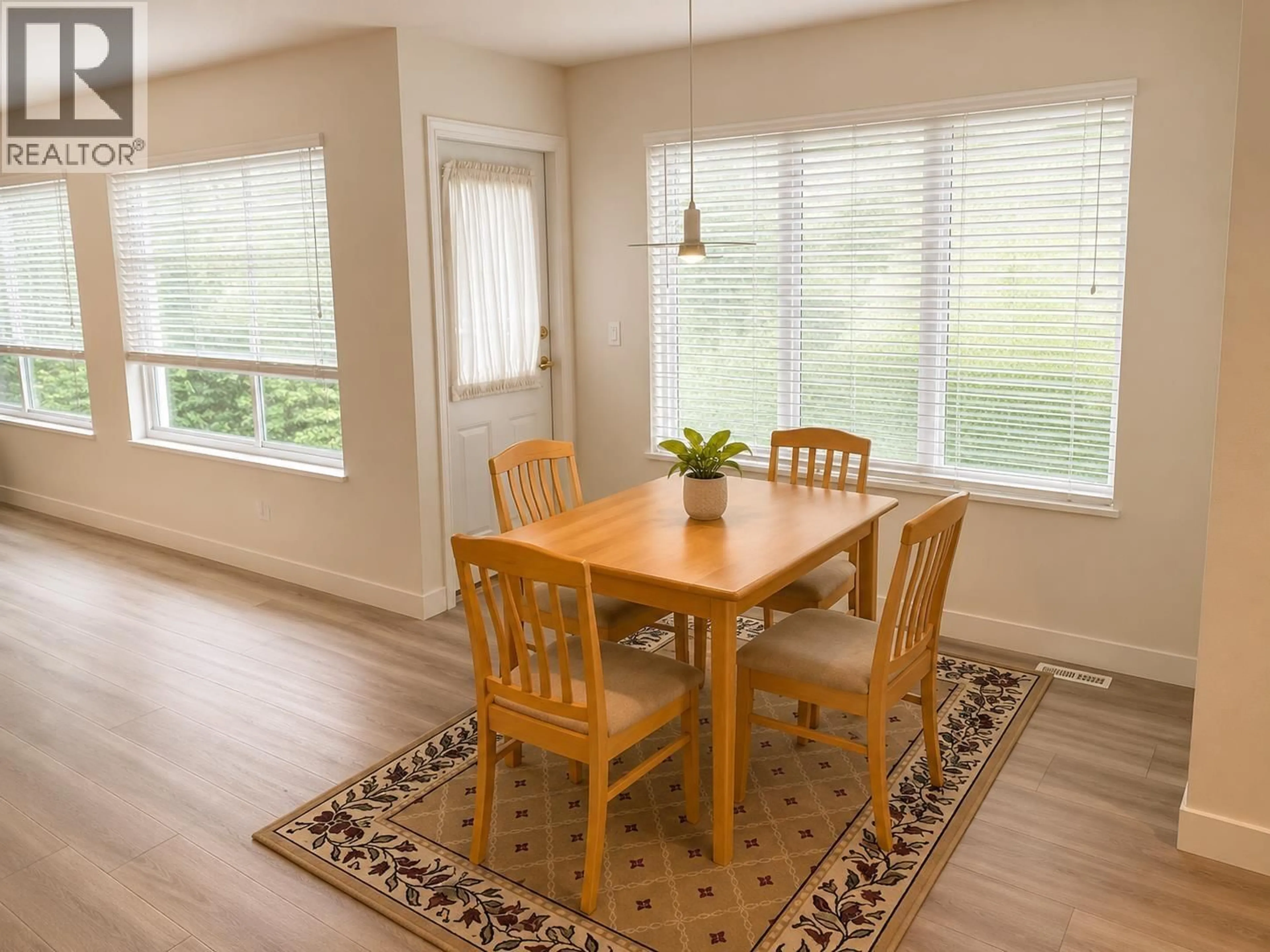 Dining room, wood/laminate floor for 2157 DRAWBRIDGE CLOSE, Port Coquitlam British Columbia V3C6H8