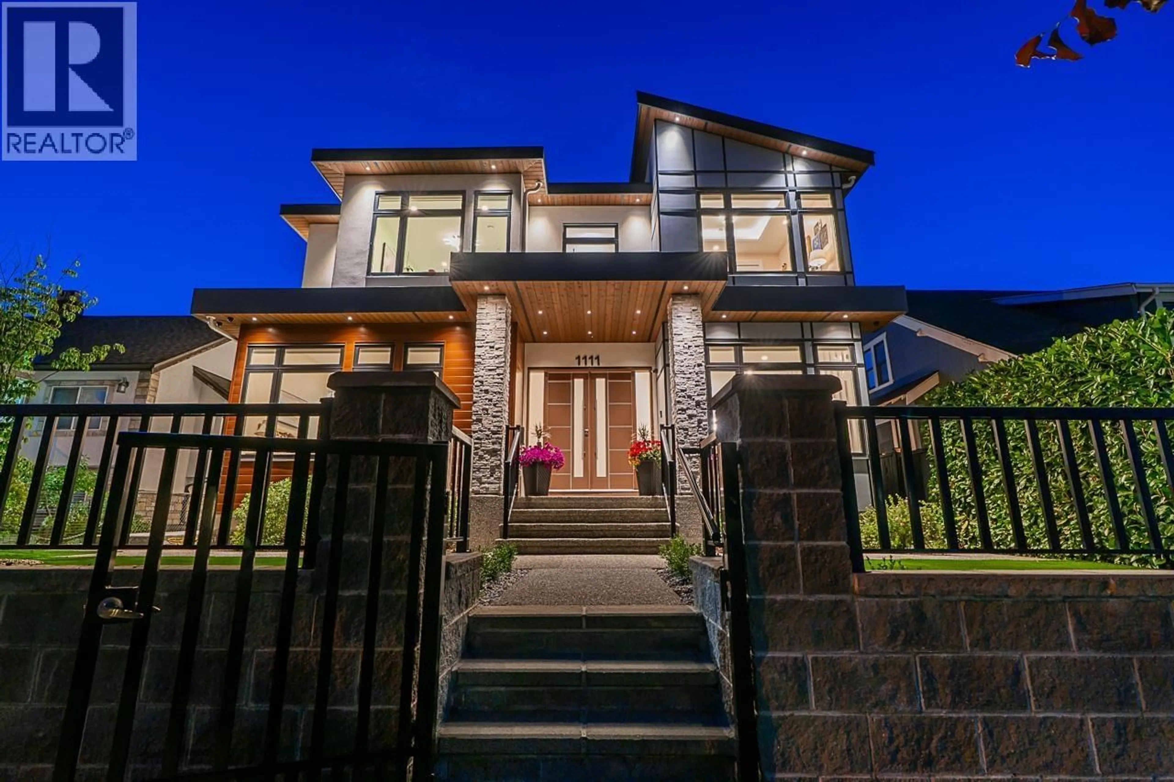 Home with brick exterior material, street for 1111 DUBLIN STREET, New Westminster British Columbia V3M2Z1