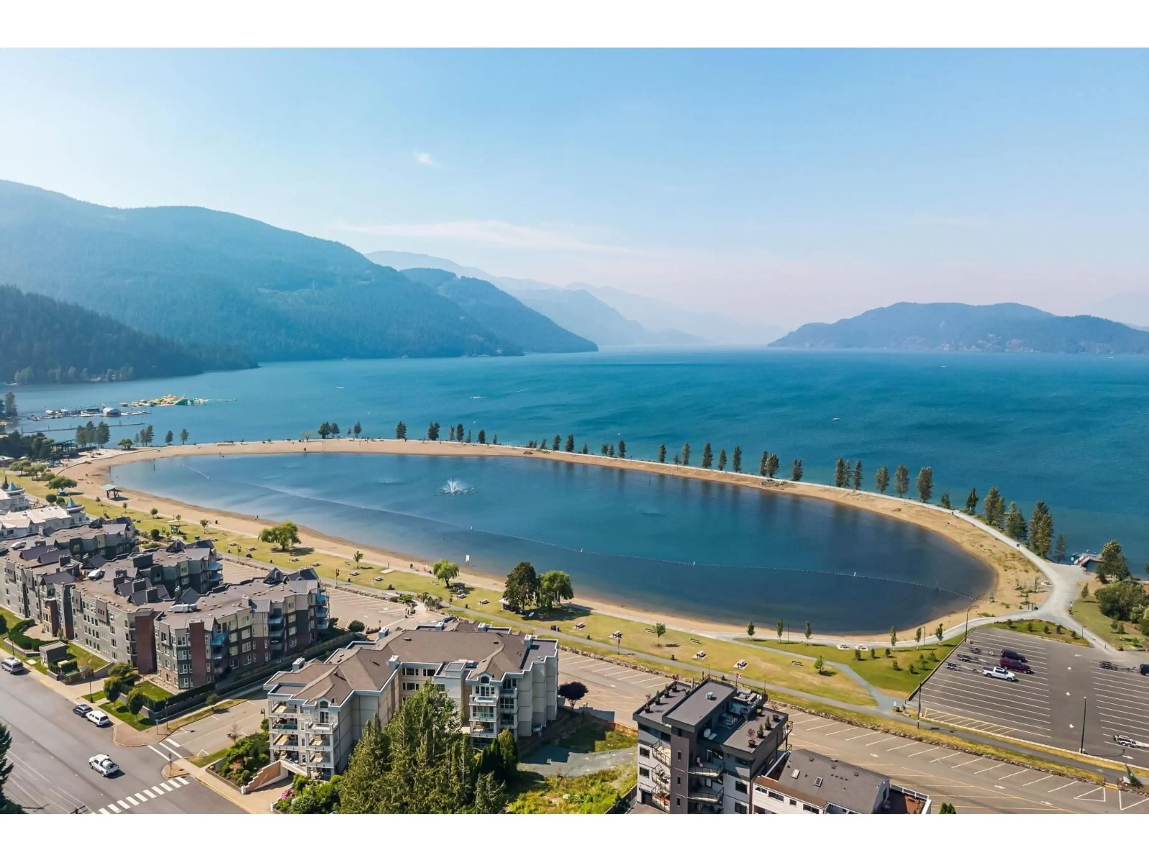A pic from outside/outdoor area/front of a property/back of a property/a pic from drone, water/lake/river/ocean view for 13 - 450 ESPLANADE AVENUE, Harrison Hot Springs British Columbia V0M1K0