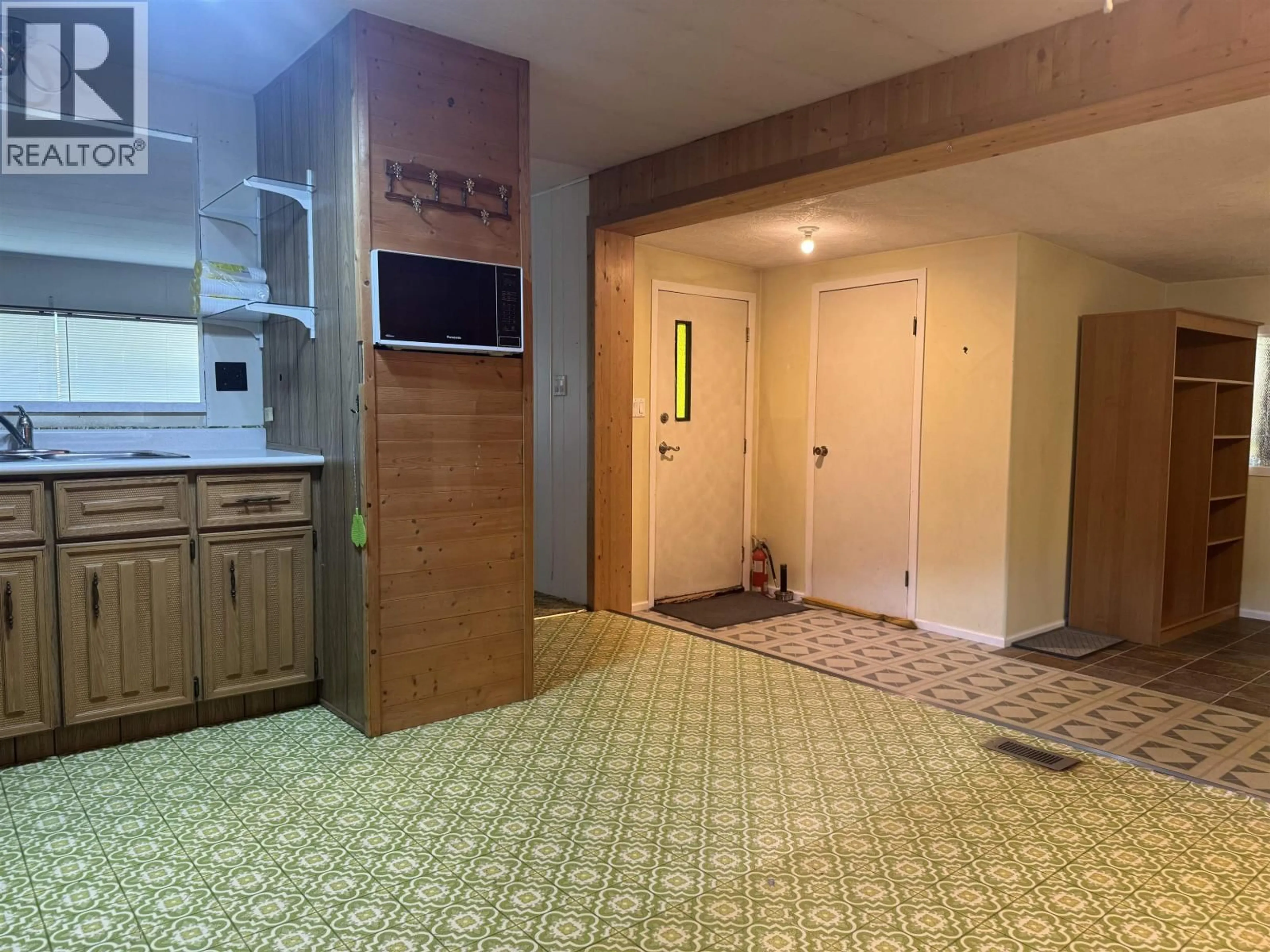 Unknown for 9 - 2725 DUBOIS ROAD, Williams Lake British Columbia V2G5C1