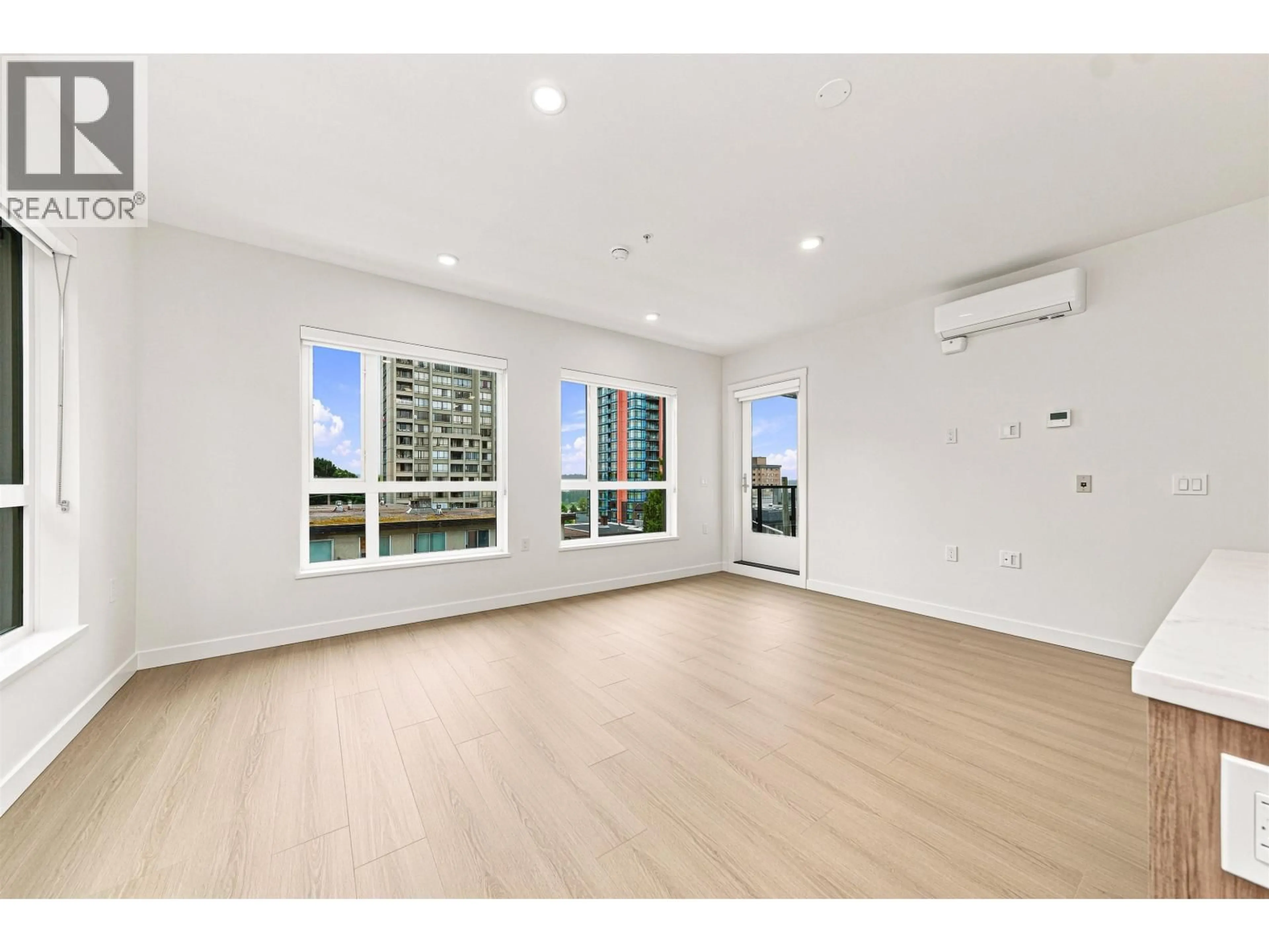 A pic of a room for 229 - 82 FIRST STREET, New Westminster British Columbia V3L0L8