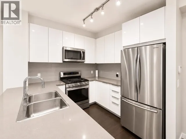 108 - 607 COTTONWOOD AVENUE, Coquitlam 4