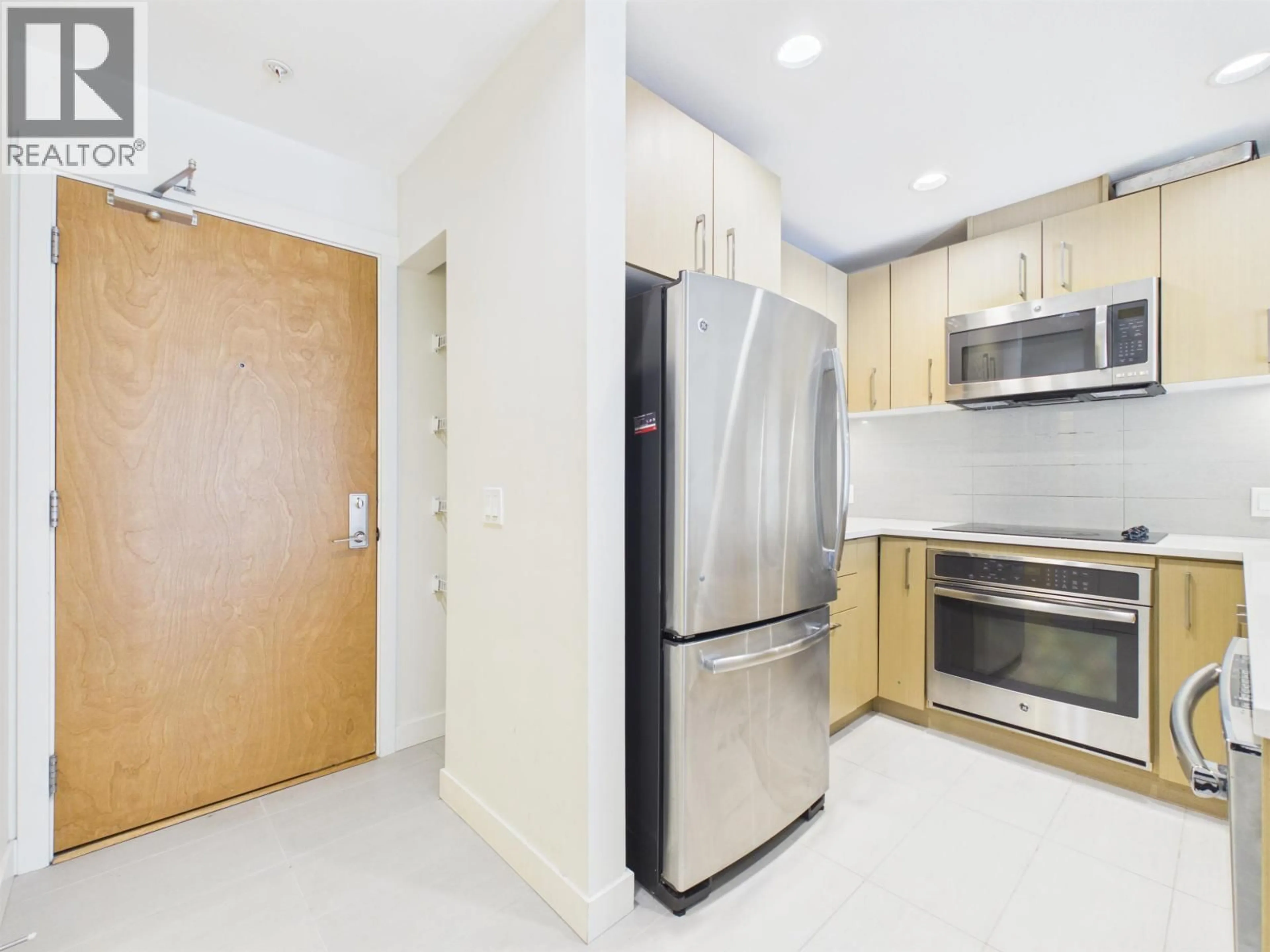 Standard kitchen, unknown for 605 - 5981 GRAY AVENUE, Vancouver British Columbia V6S0G1