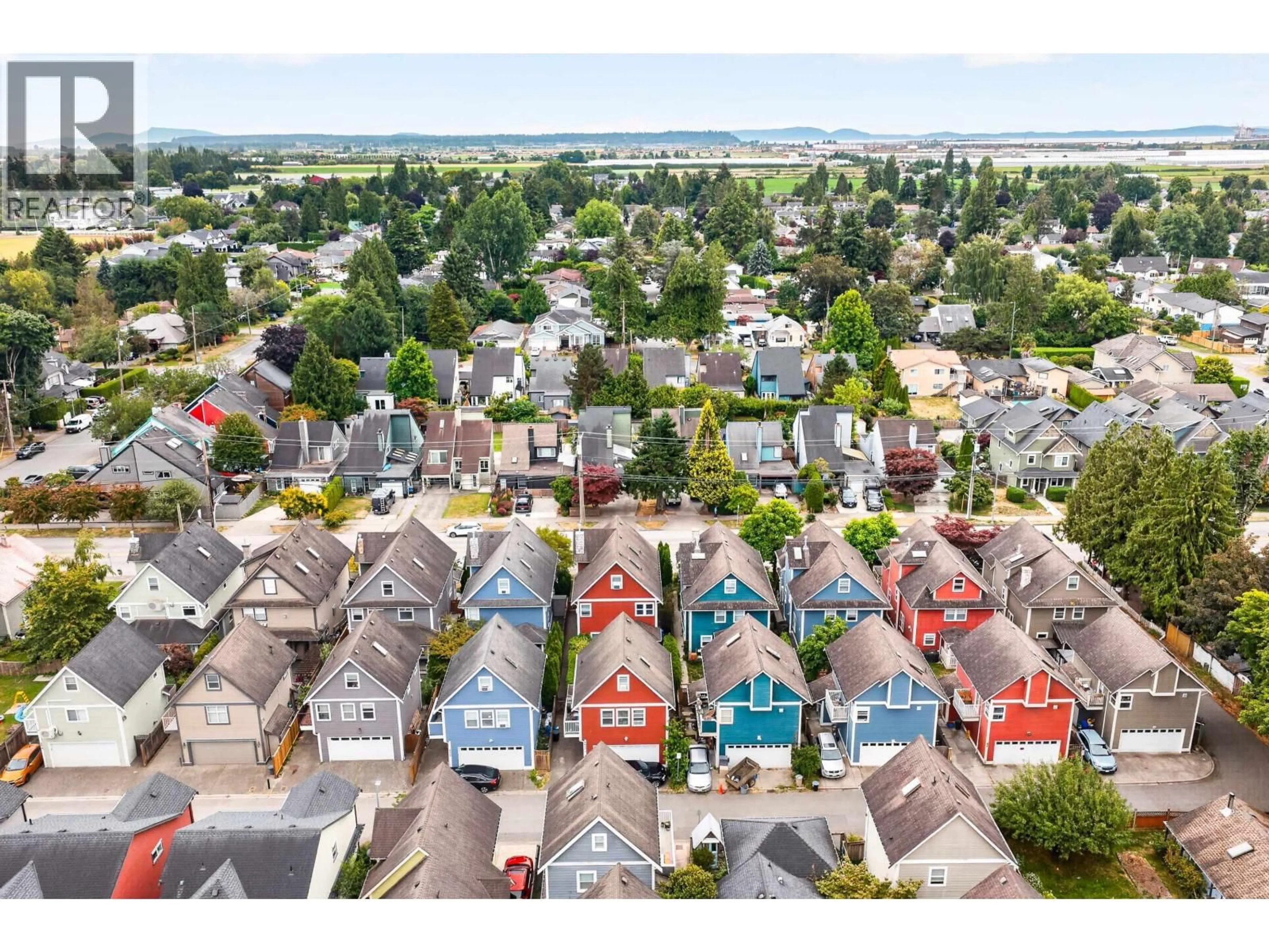 A pic from outside/outdoor area/front of a property/back of a property/a pic from drone, street for 4827 47A AVENUE, Delta British Columbia V4K1T2