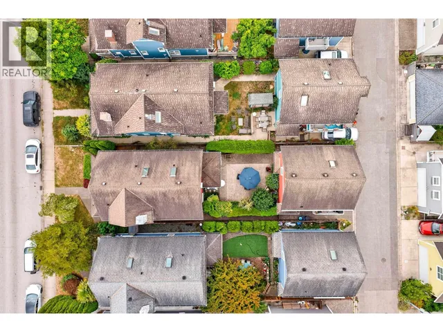 4827 47A AVENUE, Delta 4