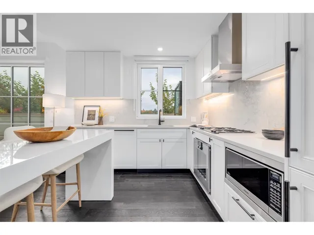 404 - 2096 47TH AVENUE, Vancouver 2