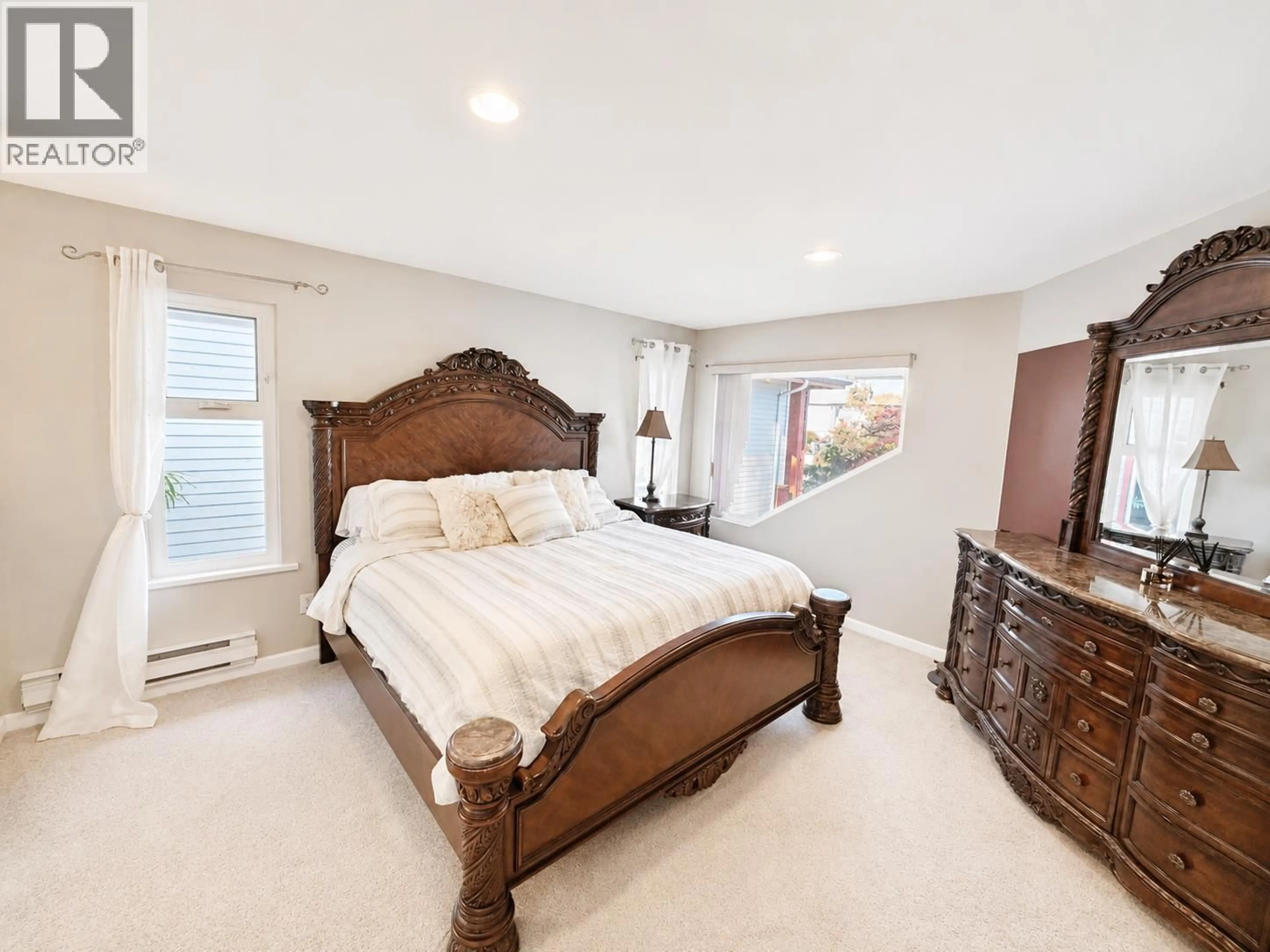 Bedroom with bed, unknown for 1416 PURCELL DRIVE, Coquitlam British Columbia V3E2R7