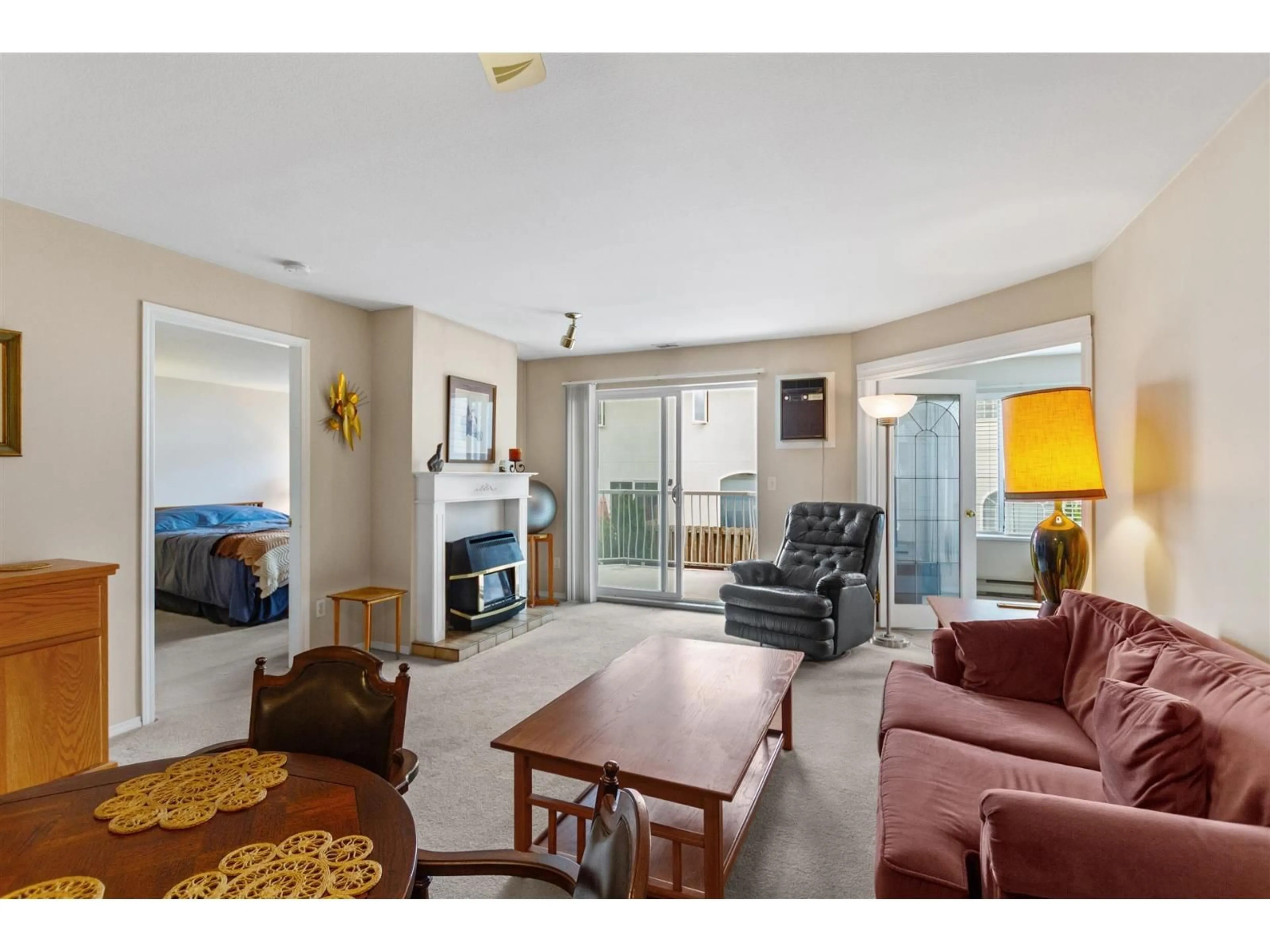 Living room with furniture, unknown for 103 - 45660 KNIGHT ROAD, Chilliwack British Columbia V2R2X4