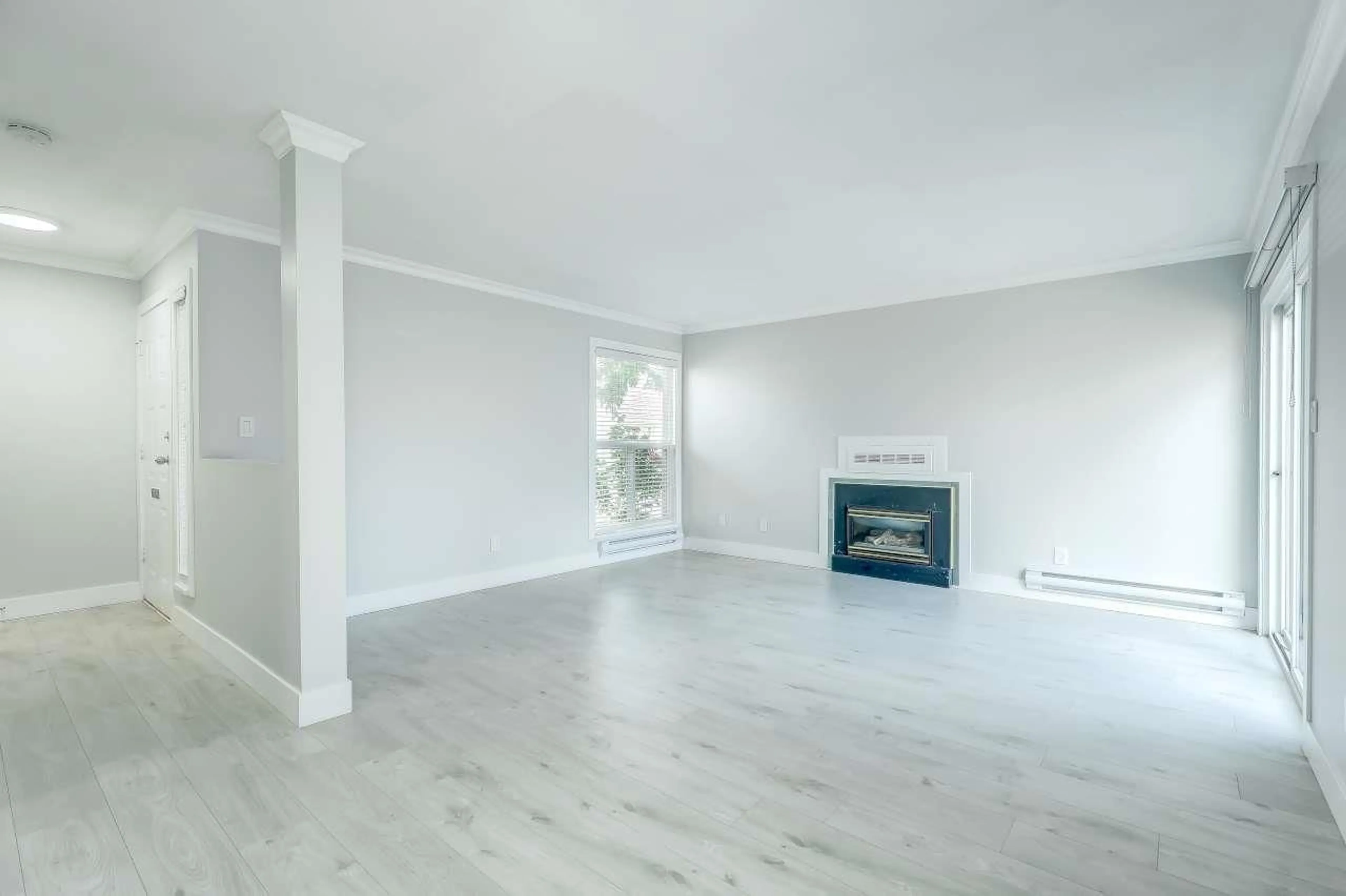 A pic of a room for 87 - 3030 TRETHEWEY STREET, Abbotsford British Columbia V2T4N2