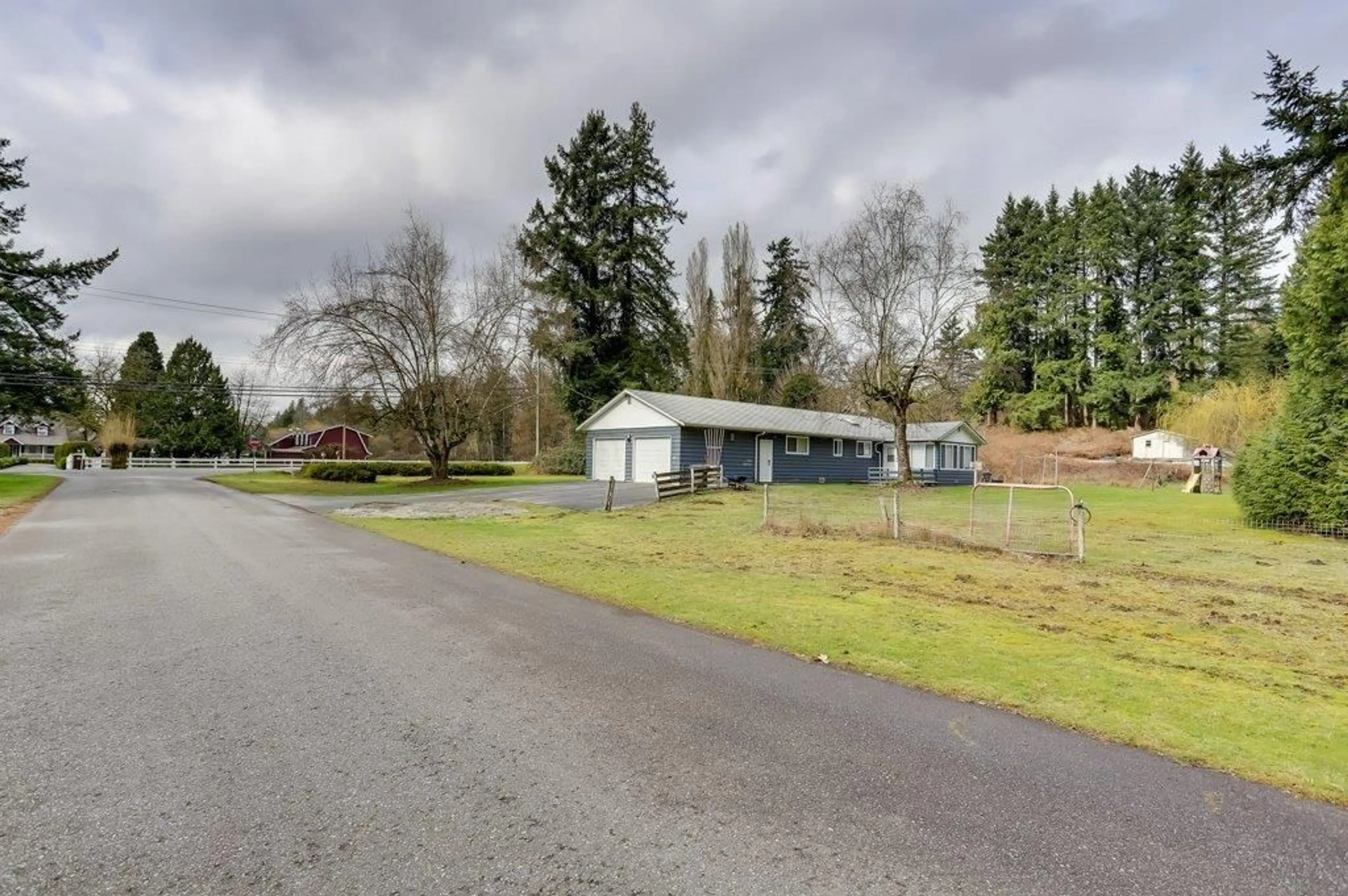 A pic from outside/outdoor area/front of a property/back of a property/a pic from drone, street for 8964 184 STREET, Surrey British Columbia V4N3T4
