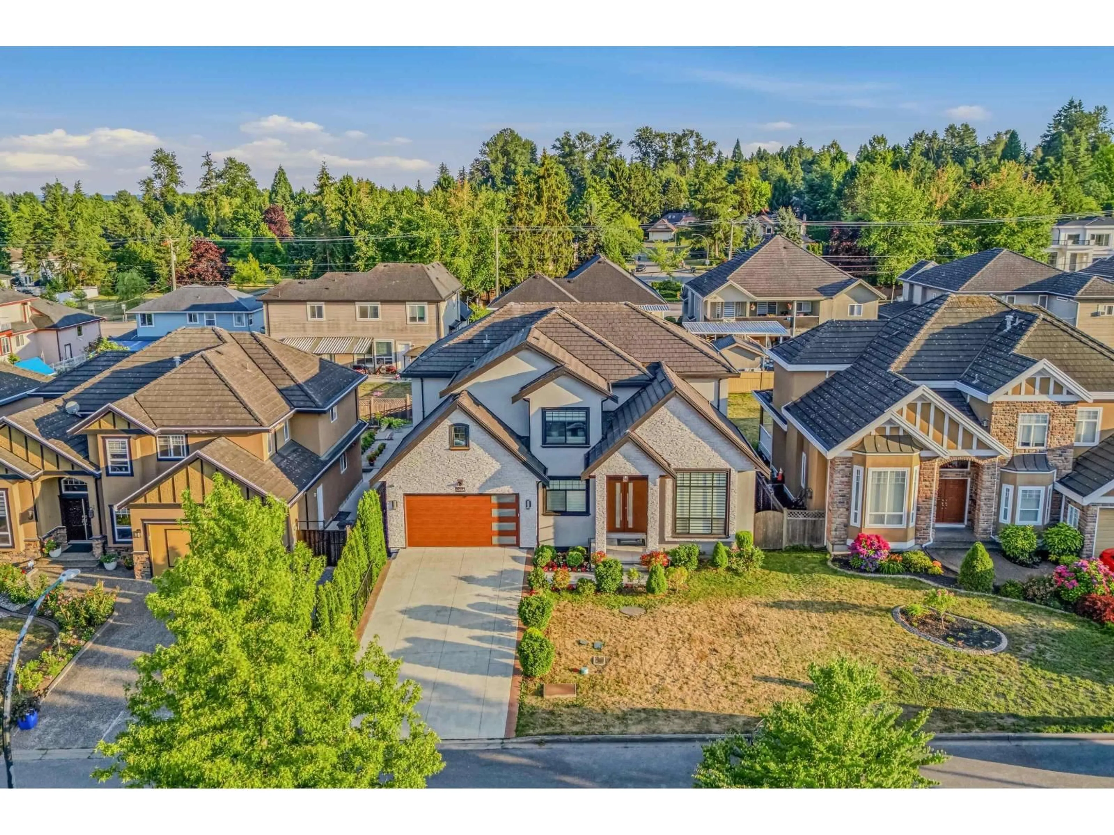 A pic from outside/outdoor area/front of a property/back of a property/a pic from drone, mountain view for 15046 76A AVENUE, Surrey British Columbia V3S5P1