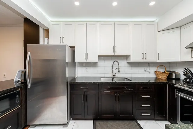 35 - 13795 102 AVENUE, Surrey 2