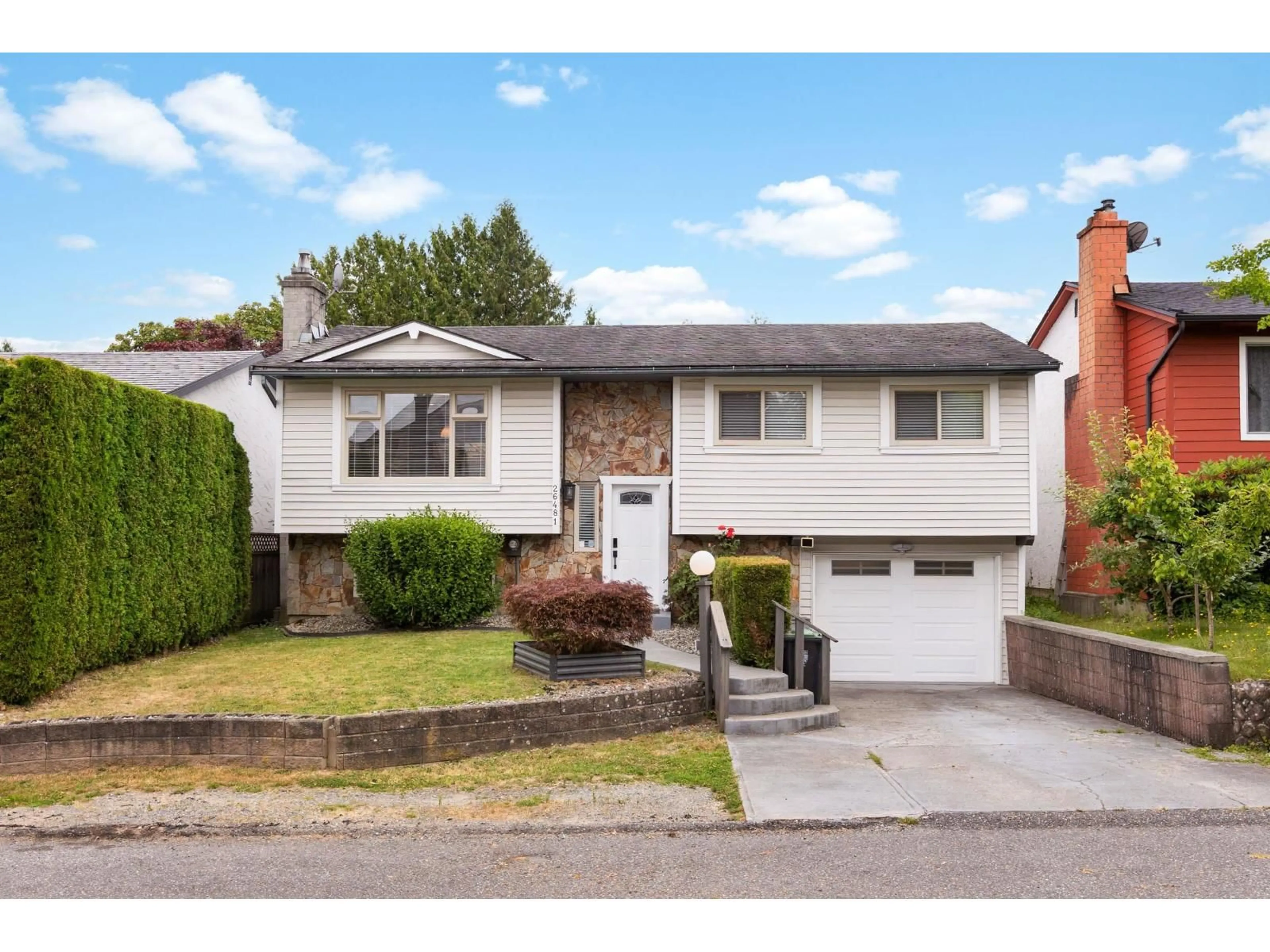 Home with vinyl exterior material, street for 26481 30A AVENUE, Langley British Columbia V4W3E1