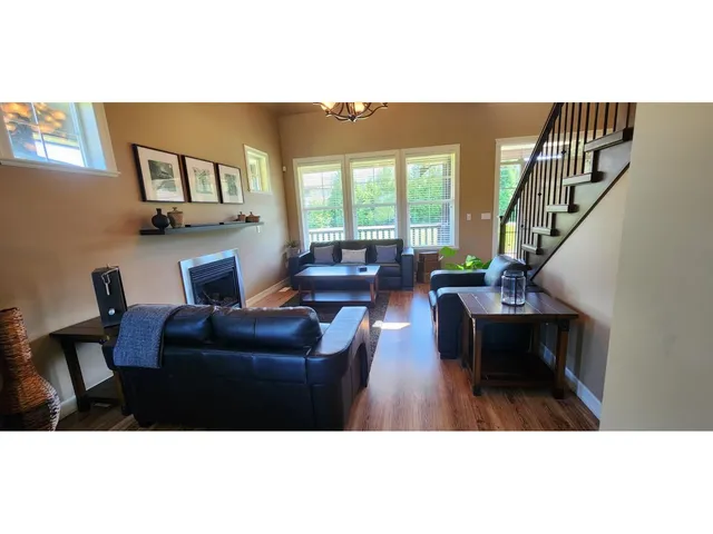 34324 WHITE AVENUE, Mission 5