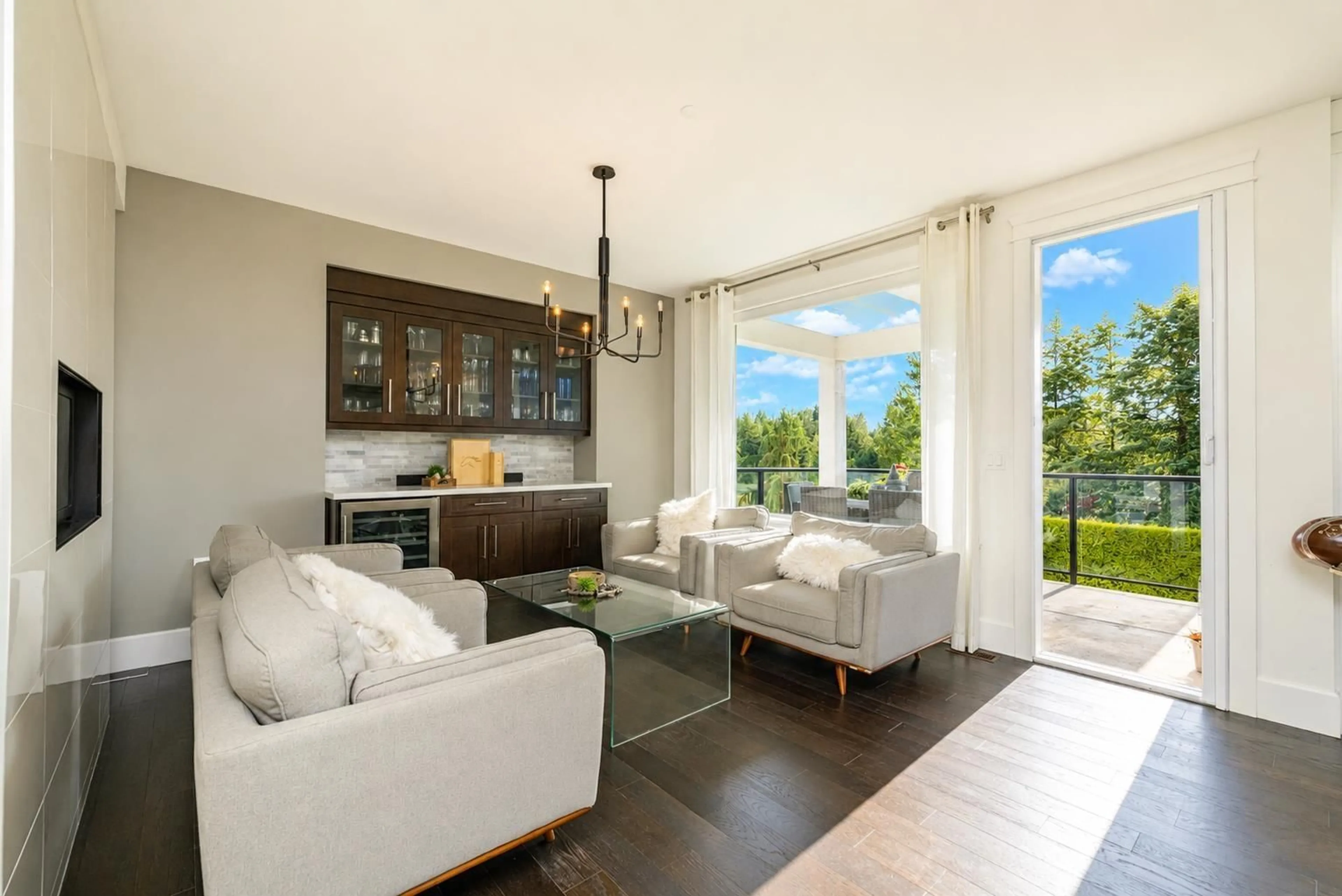 Living room with furniture, unknown for 7 - 24455 61 AVENUE, Langley British Columbia V2Y0R4