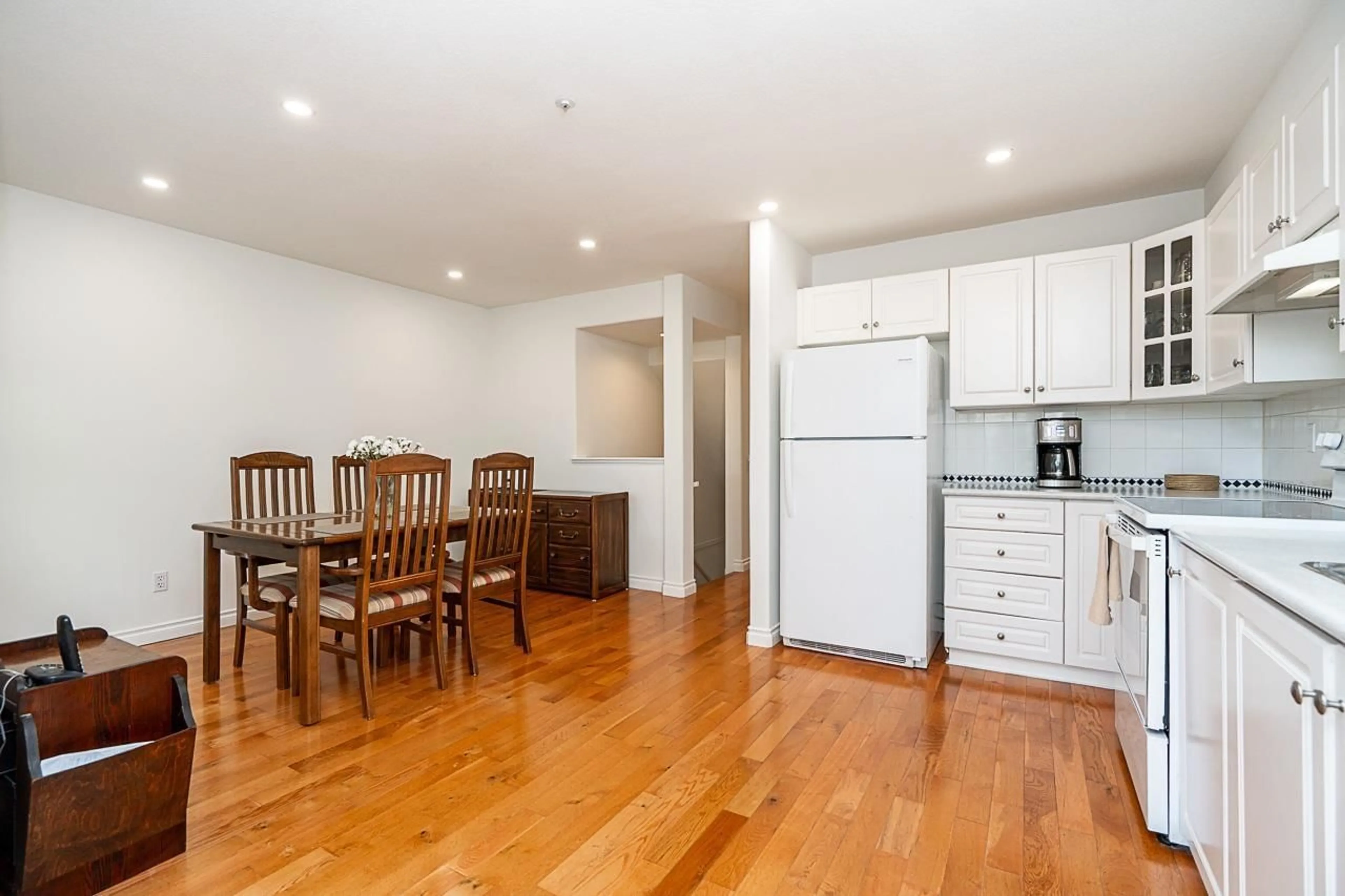 Unknown for 67 - 8890 WALNUT GROVE DRIVE, Langley British Columbia V1M3W4