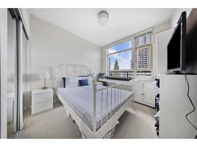 412 - 13228 OLD YALE ROAD, Surrey 5