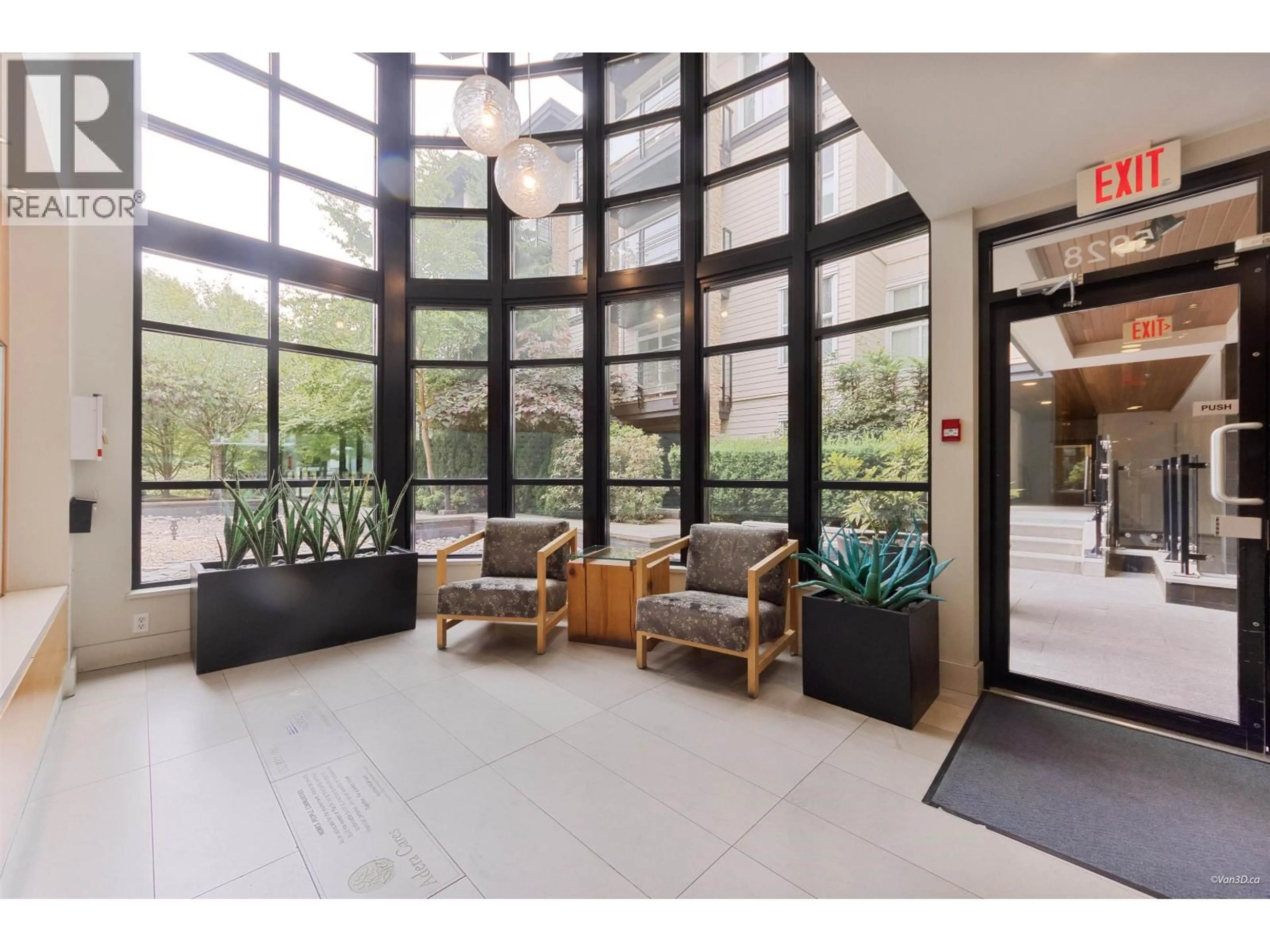 Indoor foyer for 322 - 5928 BIRNEY AVENUE, Vancouver British Columbia V6S0B5