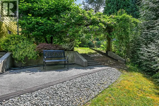 24089 LOUGHEED HIGHWAY, Maple Ridge 2