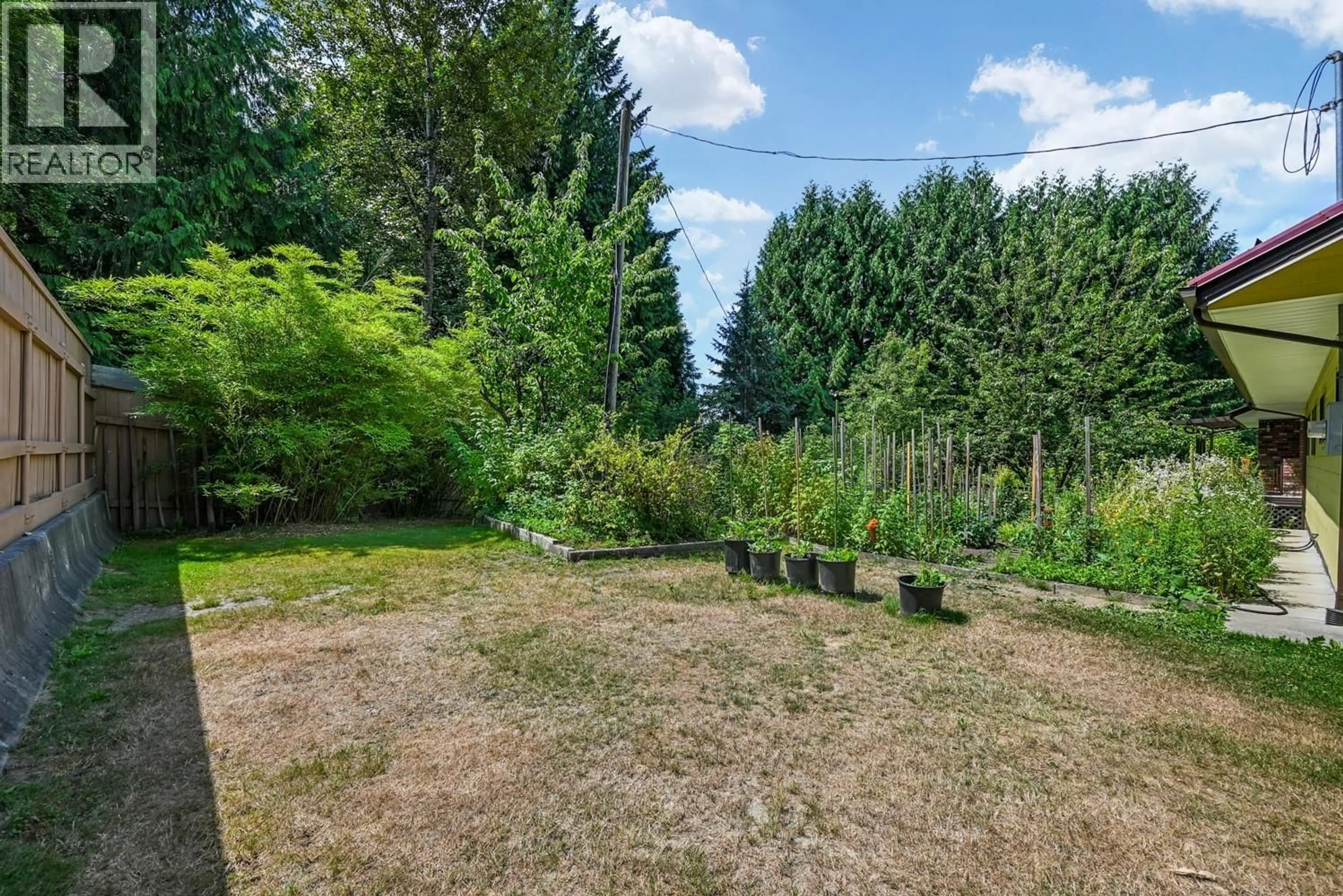 A pic from outside/outdoor area/front of a property/back of a property/a pic from drone, forest/trees view for 24089 LOUGHEED HIGHWAY, Maple Ridge British Columbia V2W1G2