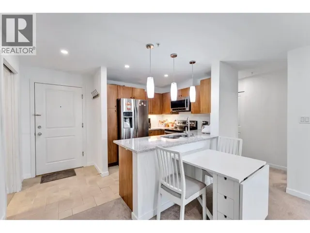 320 - 6508 DENBIGH AVENUE, Burnaby 3