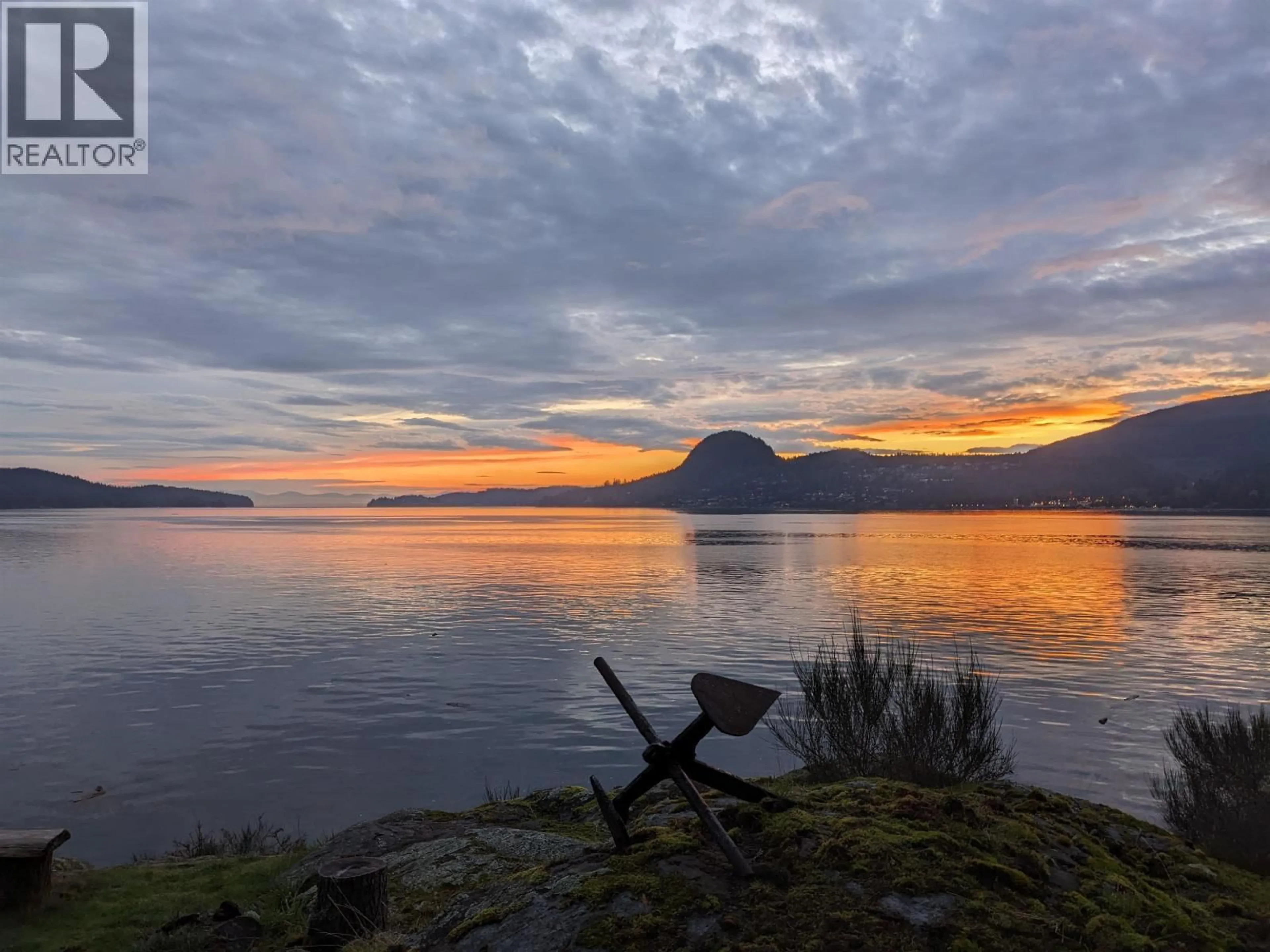 Blurry image for 311 ARTHUR ROAD, Gambier Island British Columbia V0N1V0