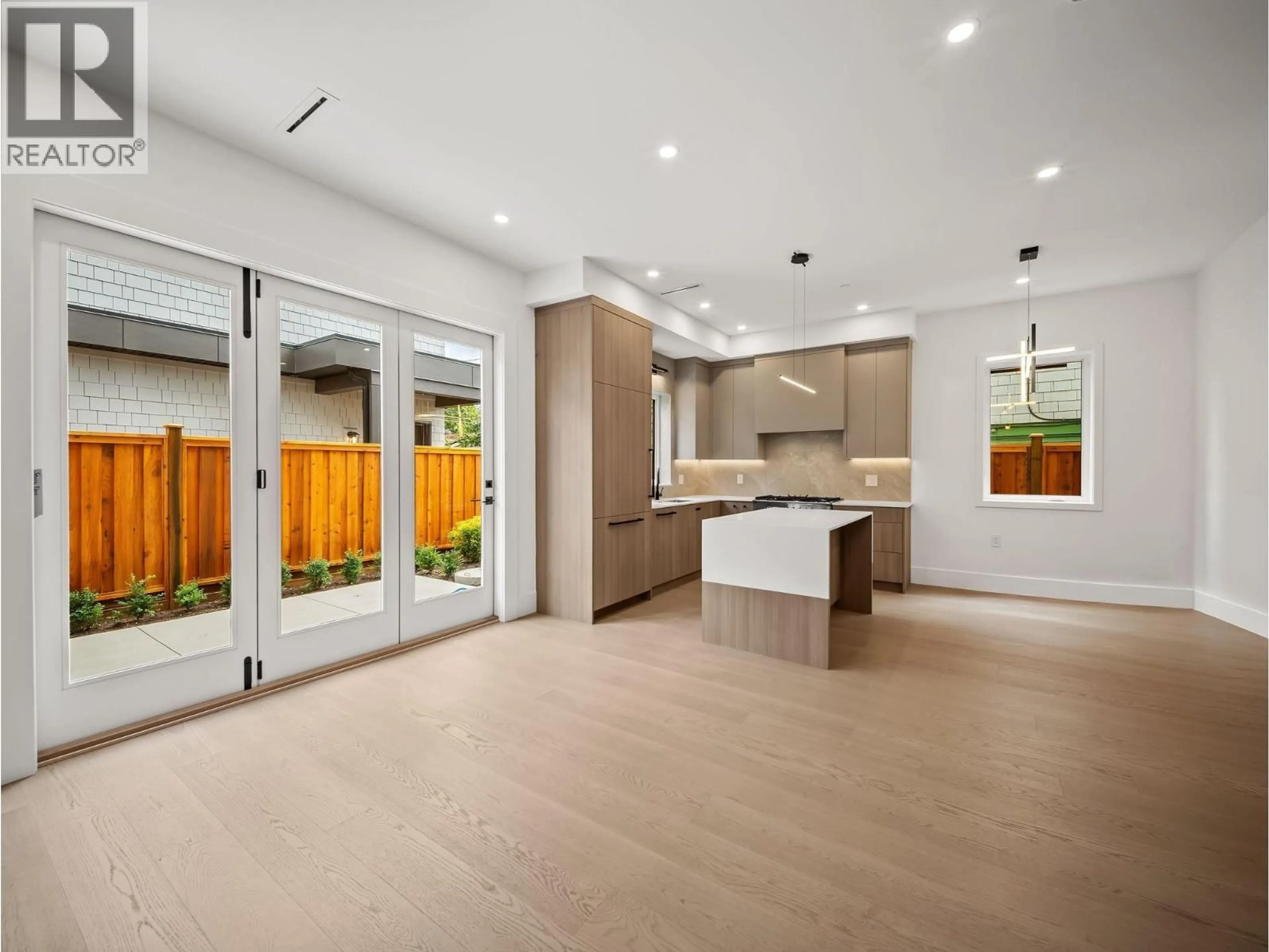 Open concept kitchen, unknown for 2- - 2547 2ND AVENUE, Vancouver British Columbia V5M1C7