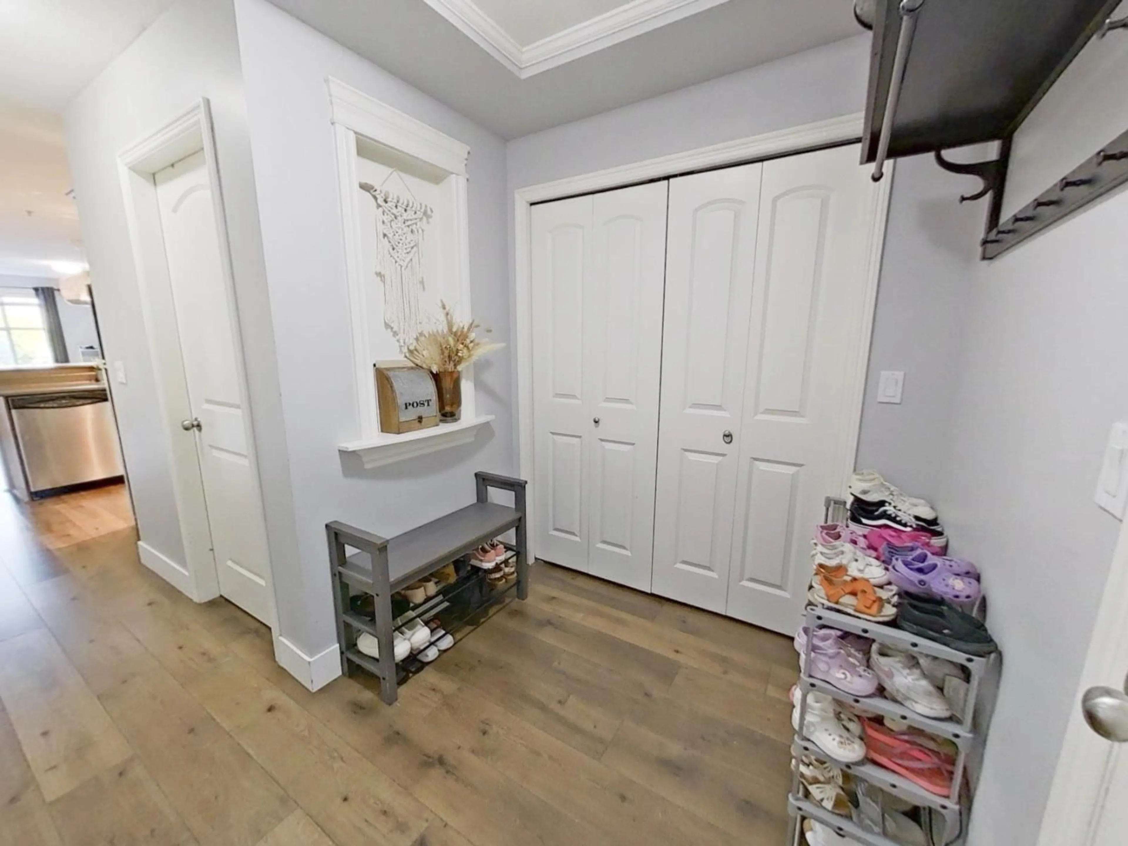 A pic of a room for 201 - 8955 EDWARD STREET, Chilliwack British Columbia V2P4E2
