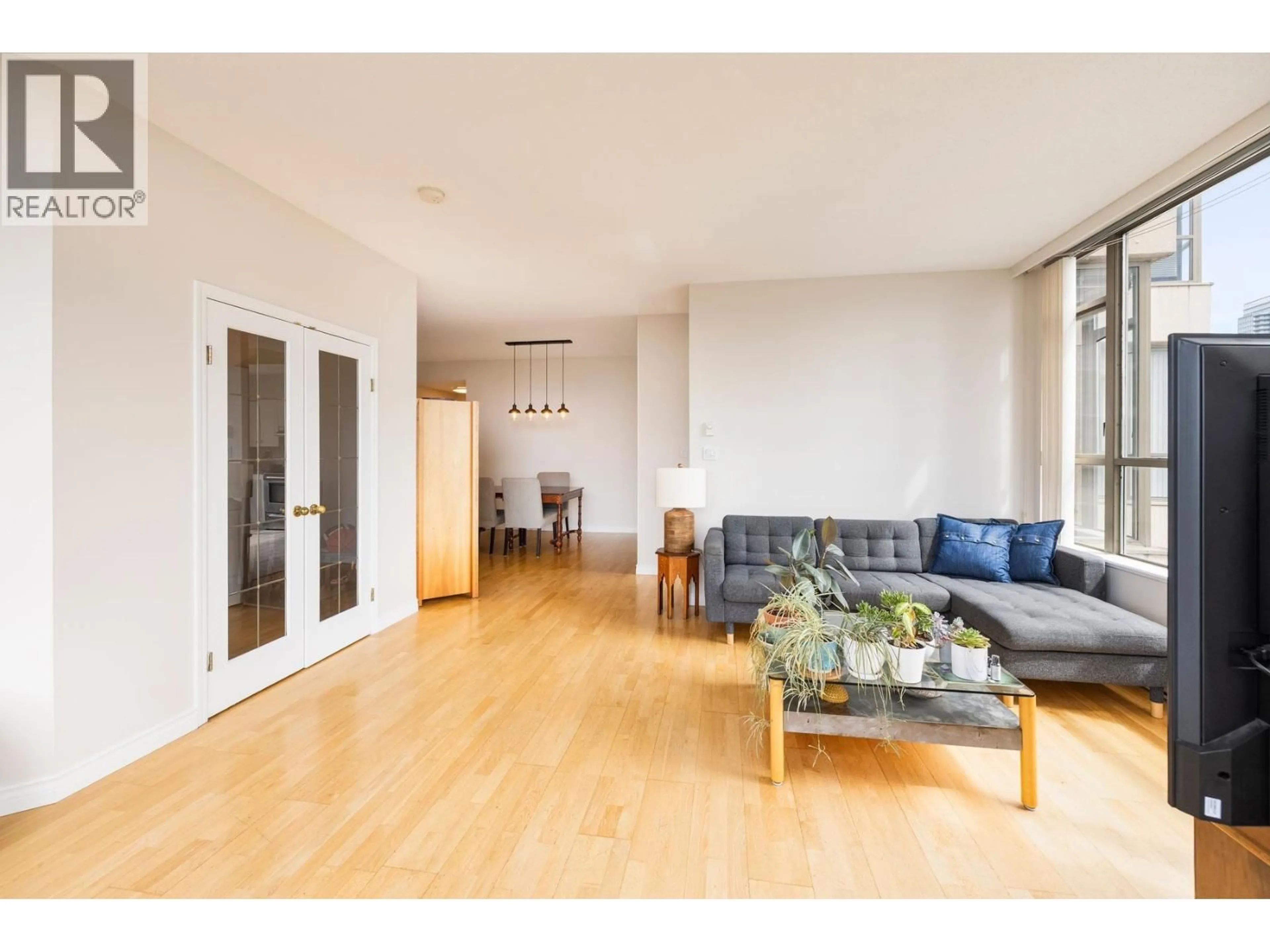 Living room with furniture, wood/laminate floor for 1106 - 5885 OLIVE AVENUE, Burnaby British Columbia V5H4N8