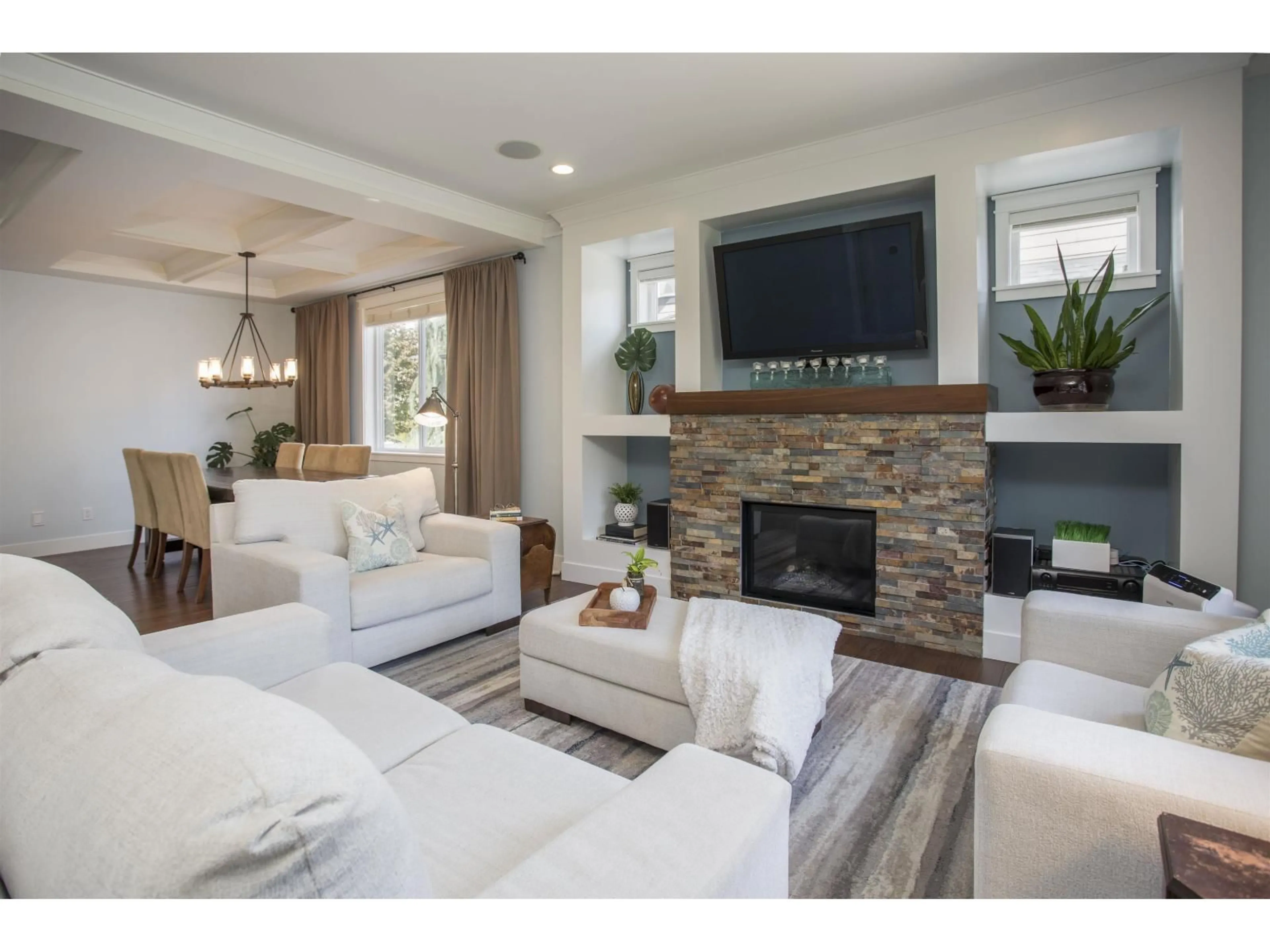 Living room with furniture, unknown for 17300 0B STREET, Surrey British Columbia V3Z8L2