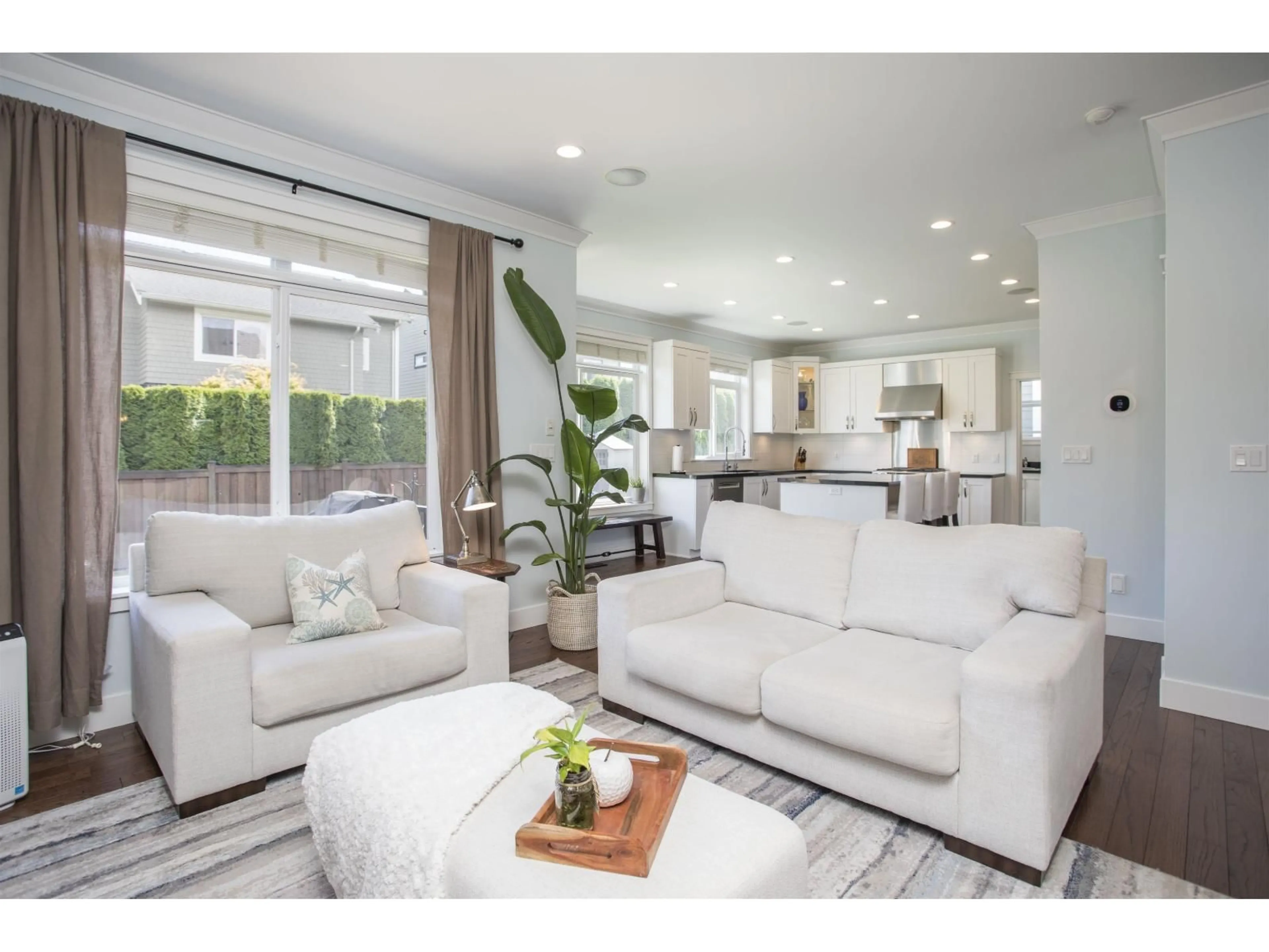 Living room with furniture, unknown for 17300 0B STREET, Surrey British Columbia V3Z8L2