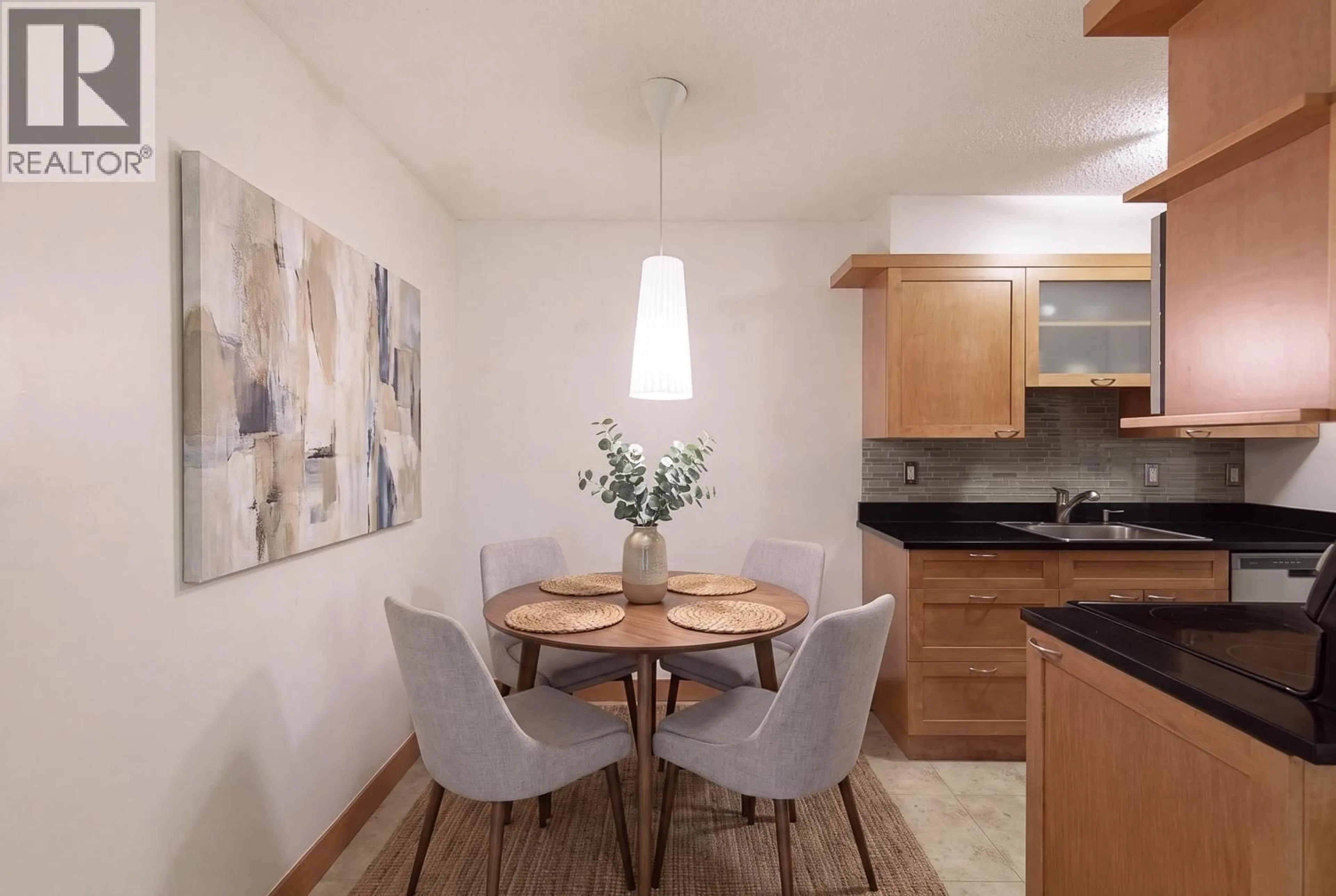 Unknown for 203 - 3680 7TH AVENUE, Vancouver British Columbia V6R1W4