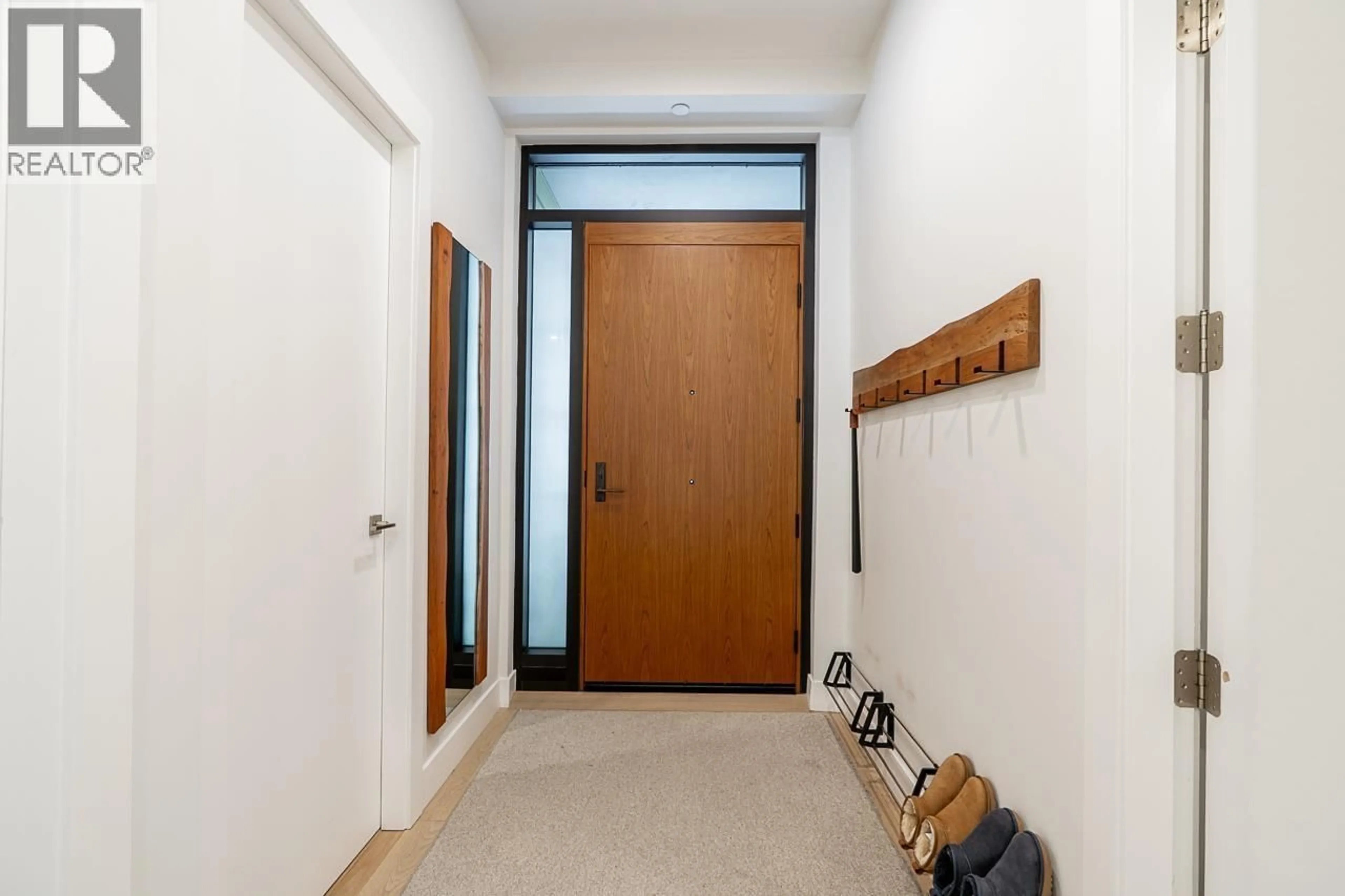 Indoor foyer for 408 - 6707 NELSON AVENUE, Vancouver British Columbia V7W0A4