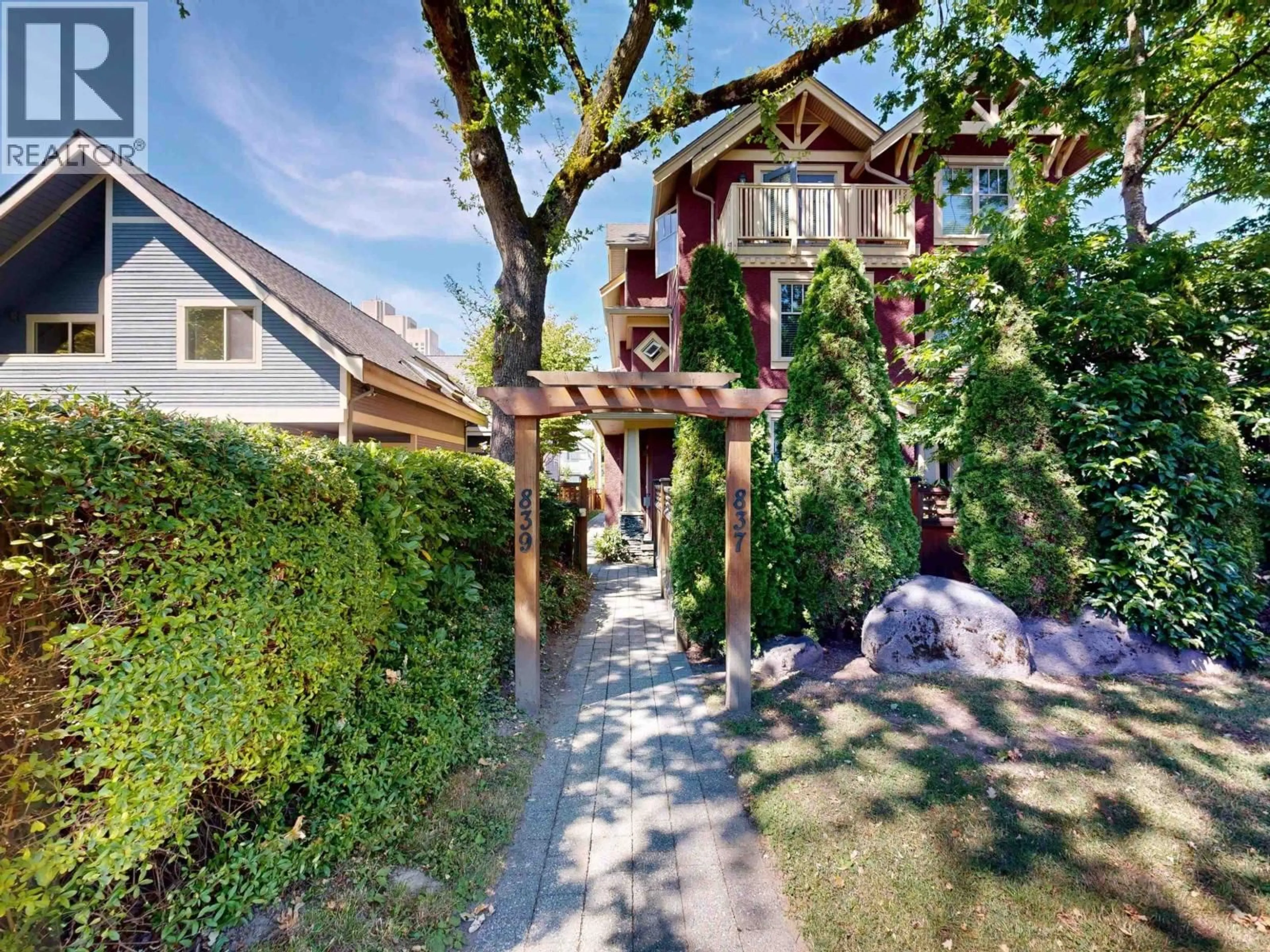 Unknown for 839 14TH AVENUE, Vancouver British Columbia V5Z1R2