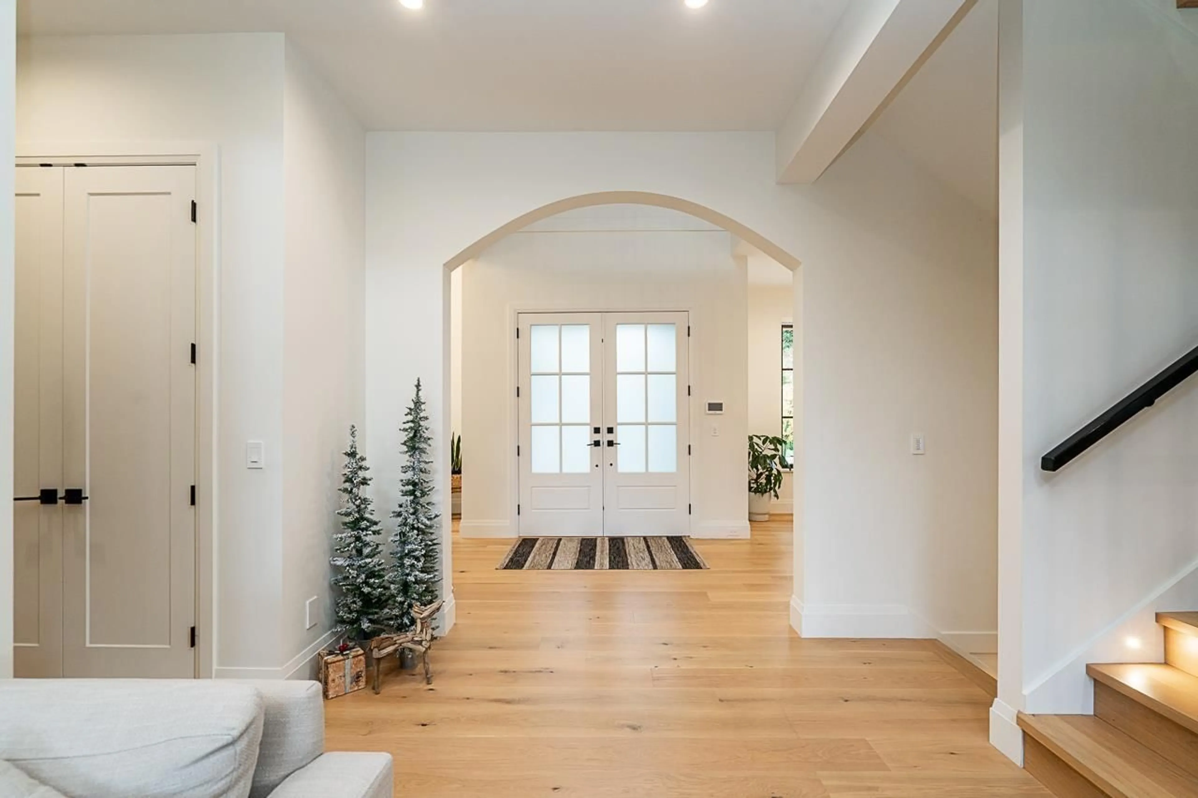 Indoor entryway for 2833 204 STREET, Langley British Columbia V2Z0B4