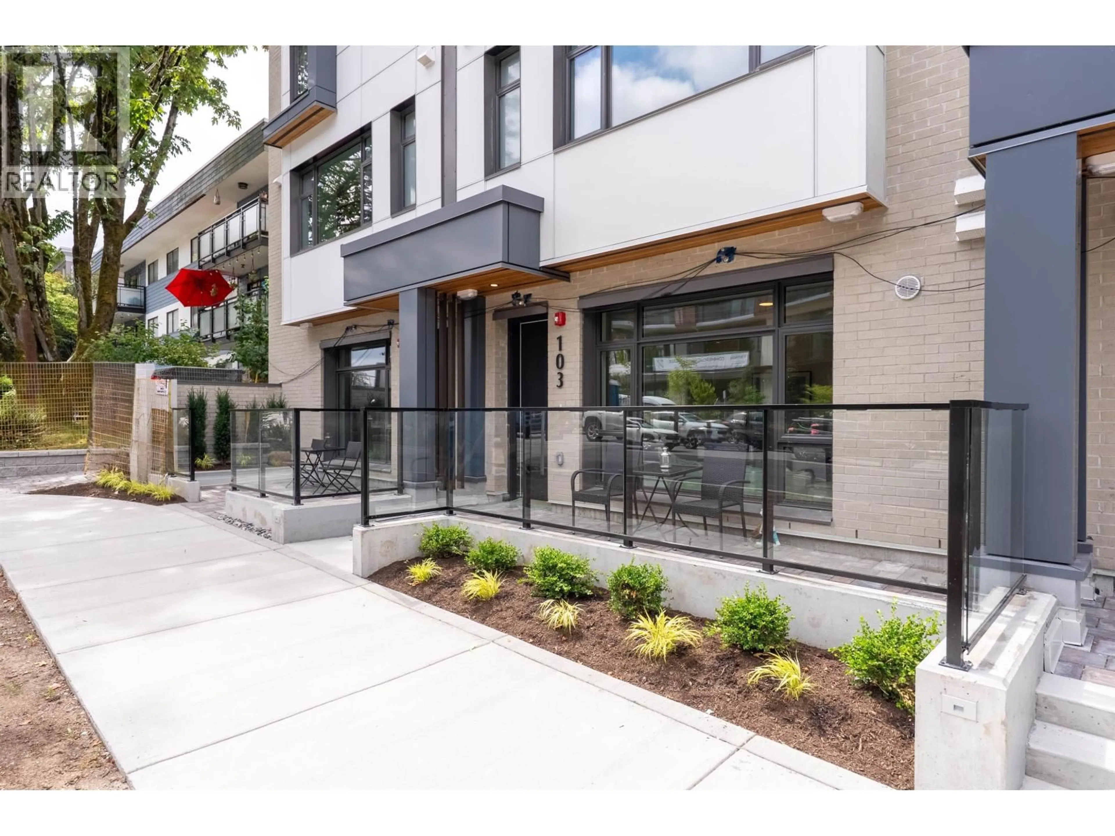 Unknown for 103 - 433 3RD STREET, North Vancouver British Columbia V7L1G3