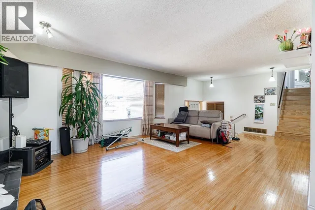 9071 NO. 4 ROAD, Richmond 5
