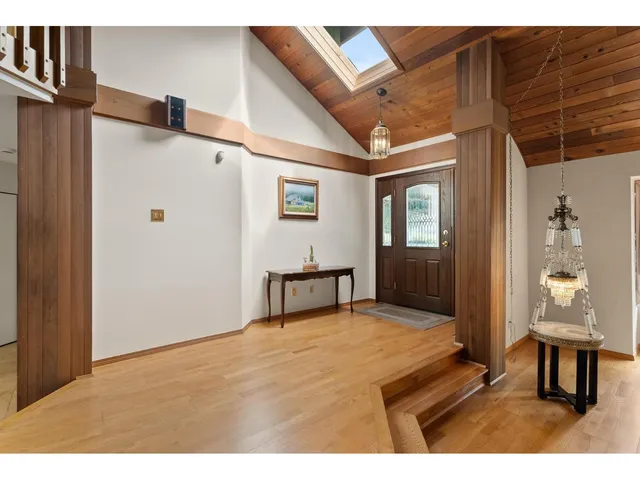 11621 SUMMIT CRESCENT, Delta 5