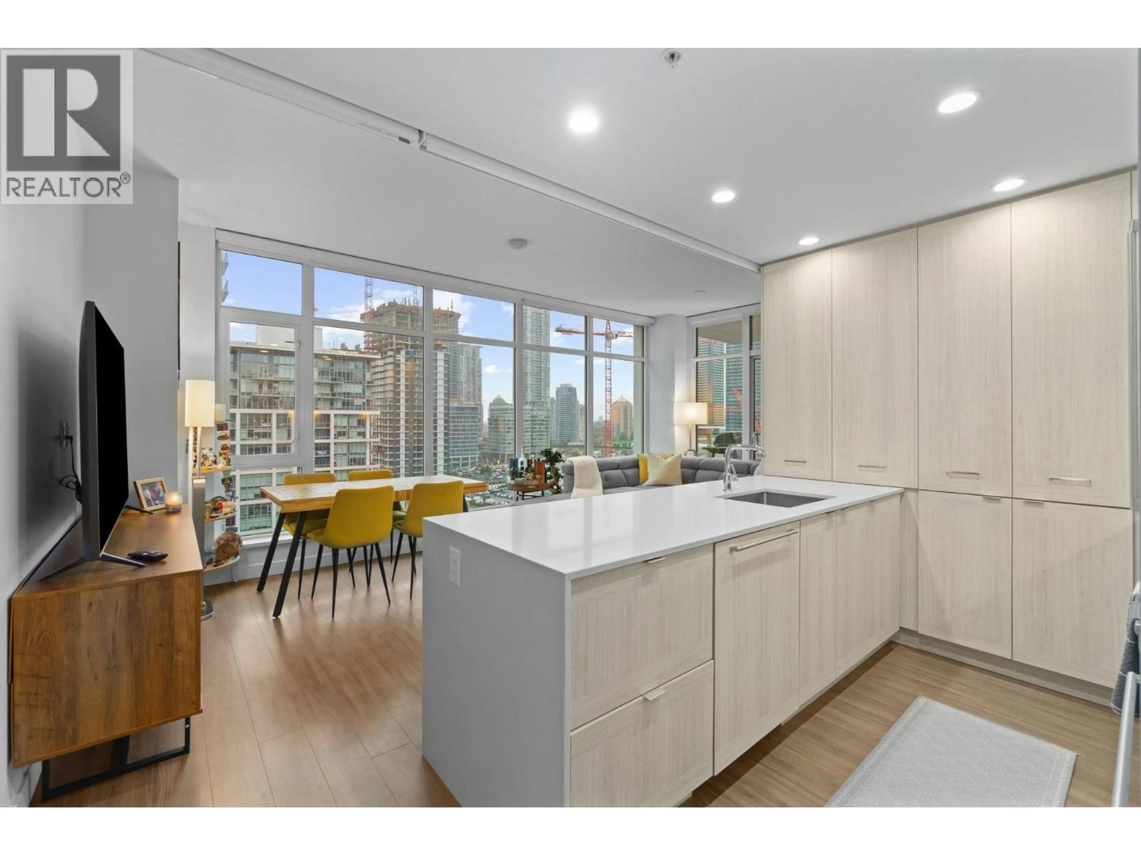 Open concept kitchen, unknown for 2106 - 2351 BETA AVENUE, Burnaby British Columbia V5C0M2