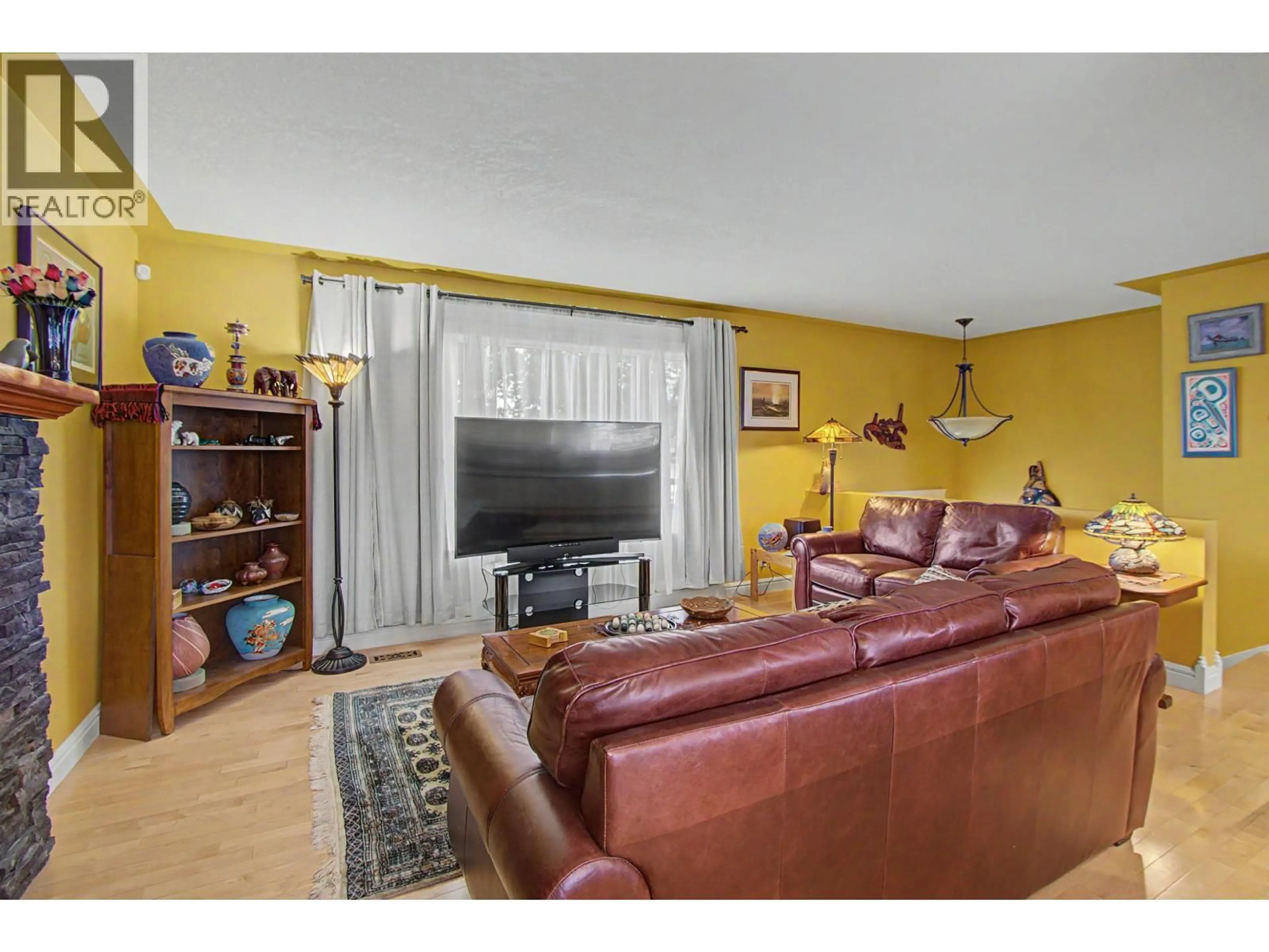 Living room with furniture, unknown for 1257 ALEZA CRESCENT, Prince George British Columbia V2M4E5